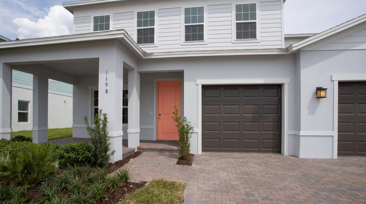 ARDEN PUD POD F EAST - Residential Lease