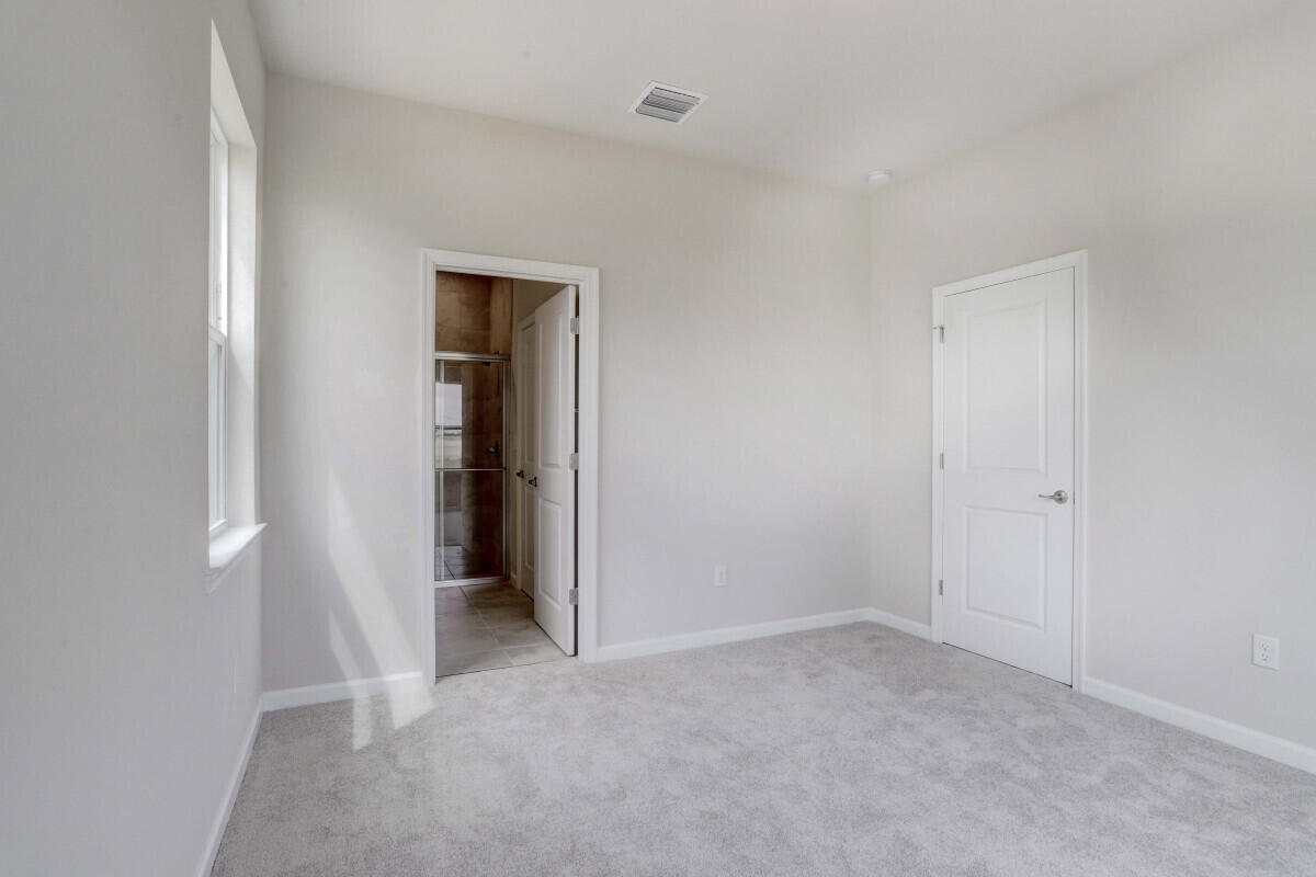 ARDEN PUD POD F EAST - Residential Lease