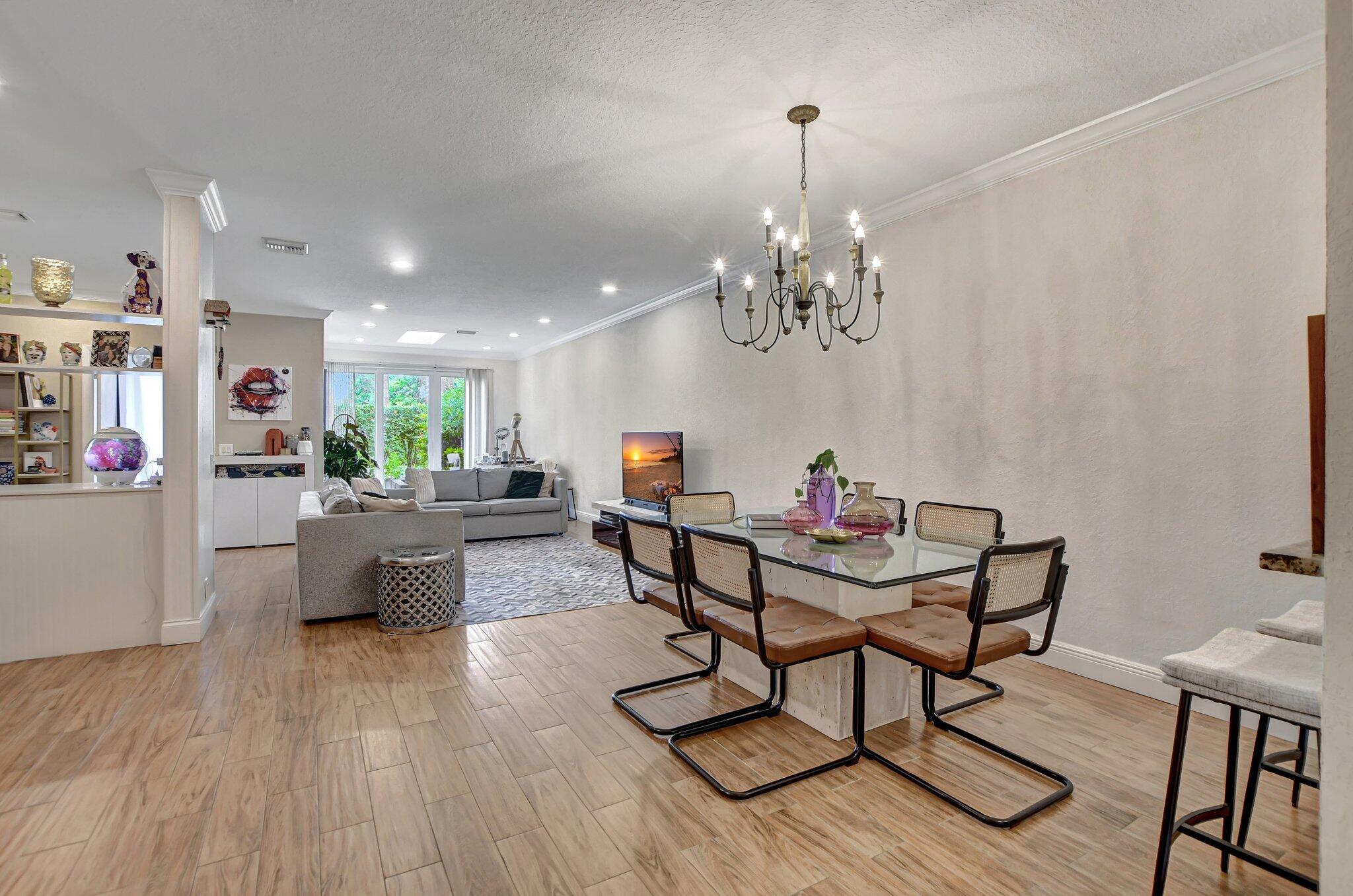 PLUM AT BOCA POINTE CONDOS ONE THRU 15 FILED IN OR - Residential Lease