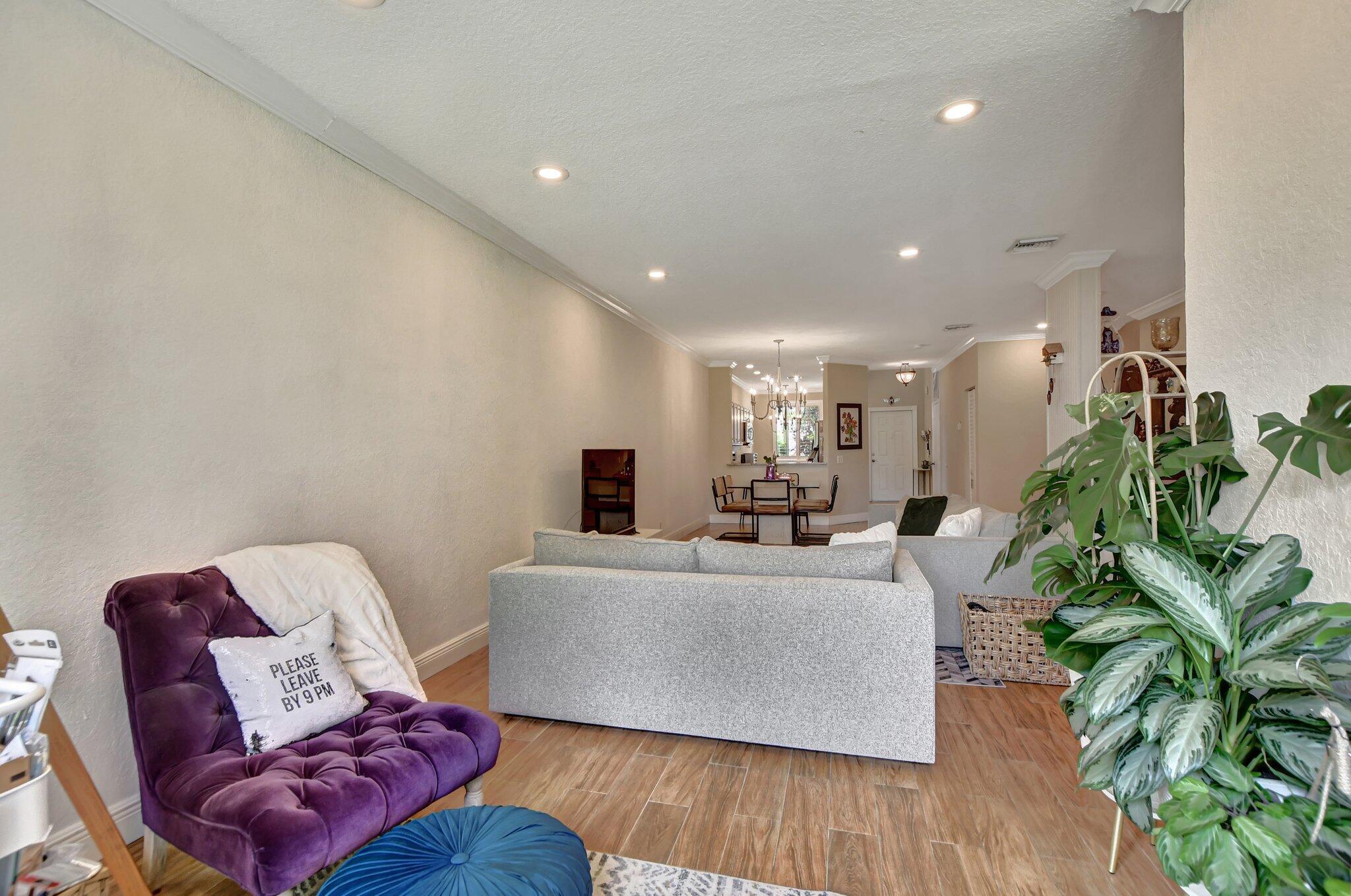 PLUM AT BOCA POINTE CONDOS ONE THRU 15 FILED IN OR - Residential Lease