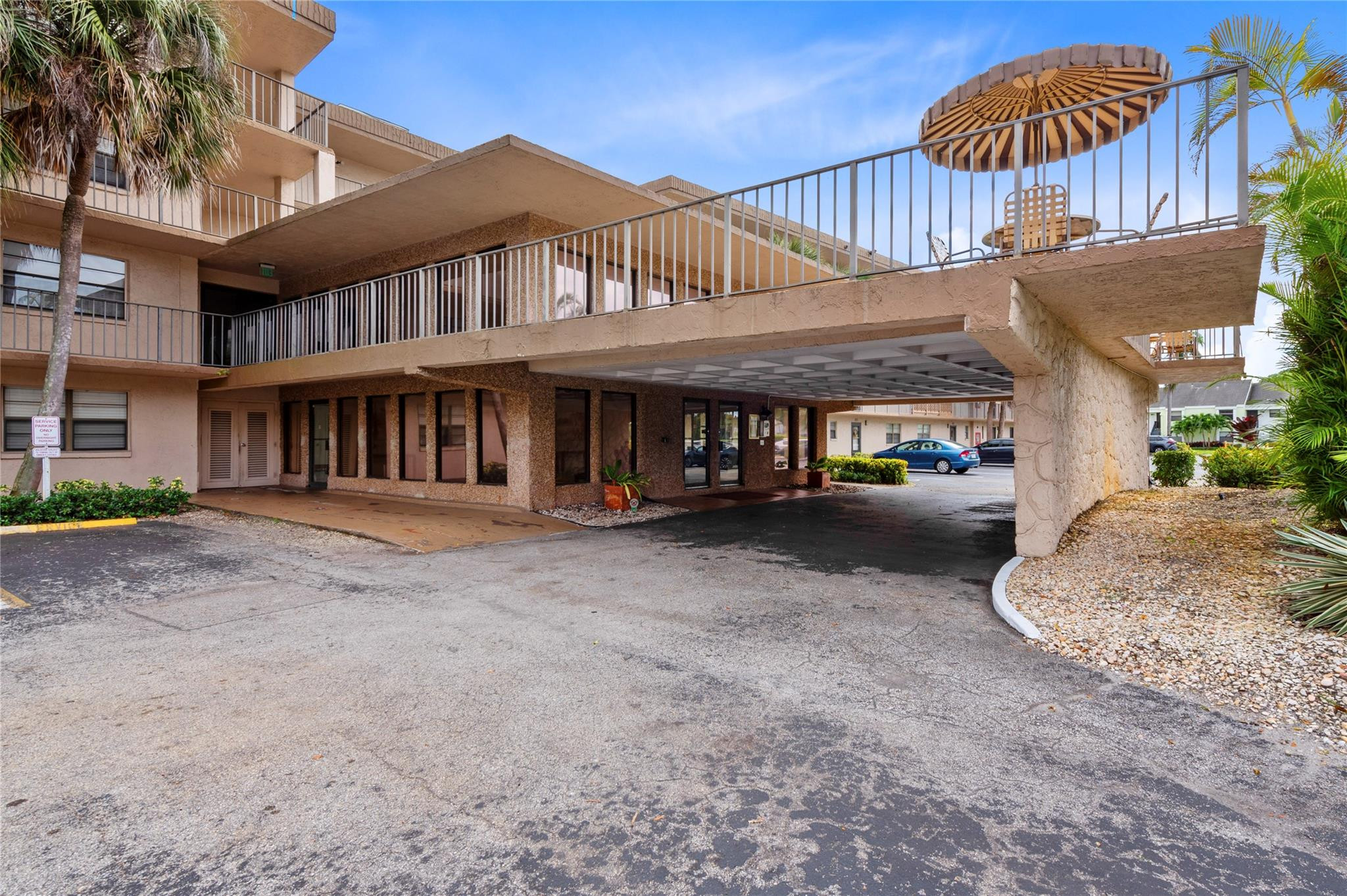 ISLE OF SANDALFOOT CONDO - Residential
