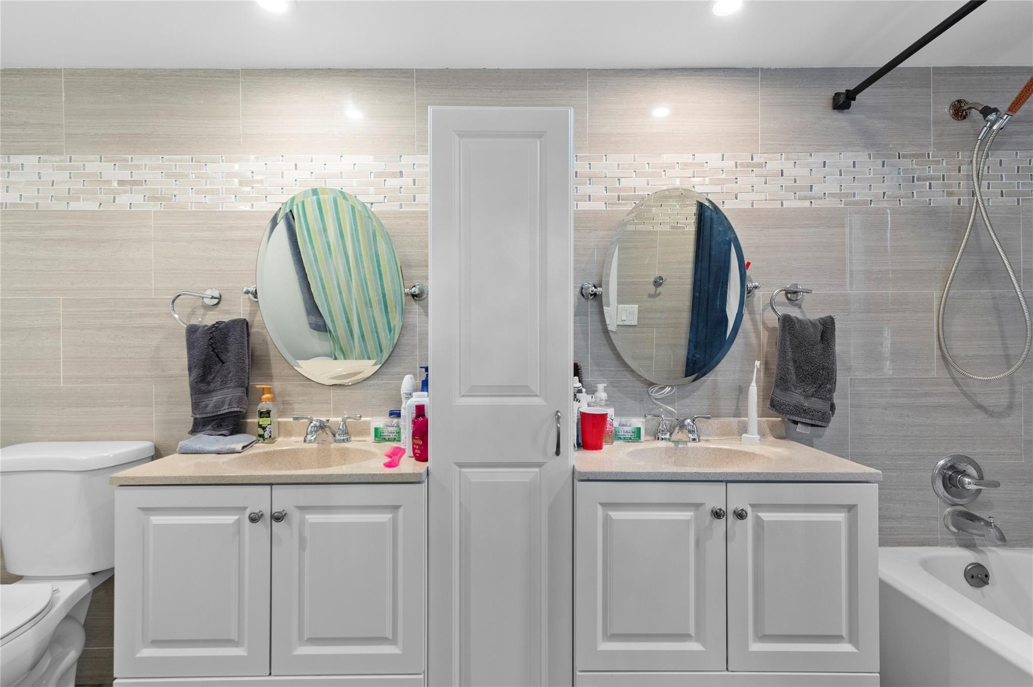 ISLE OF SANDALFOOT CONDO - Residential