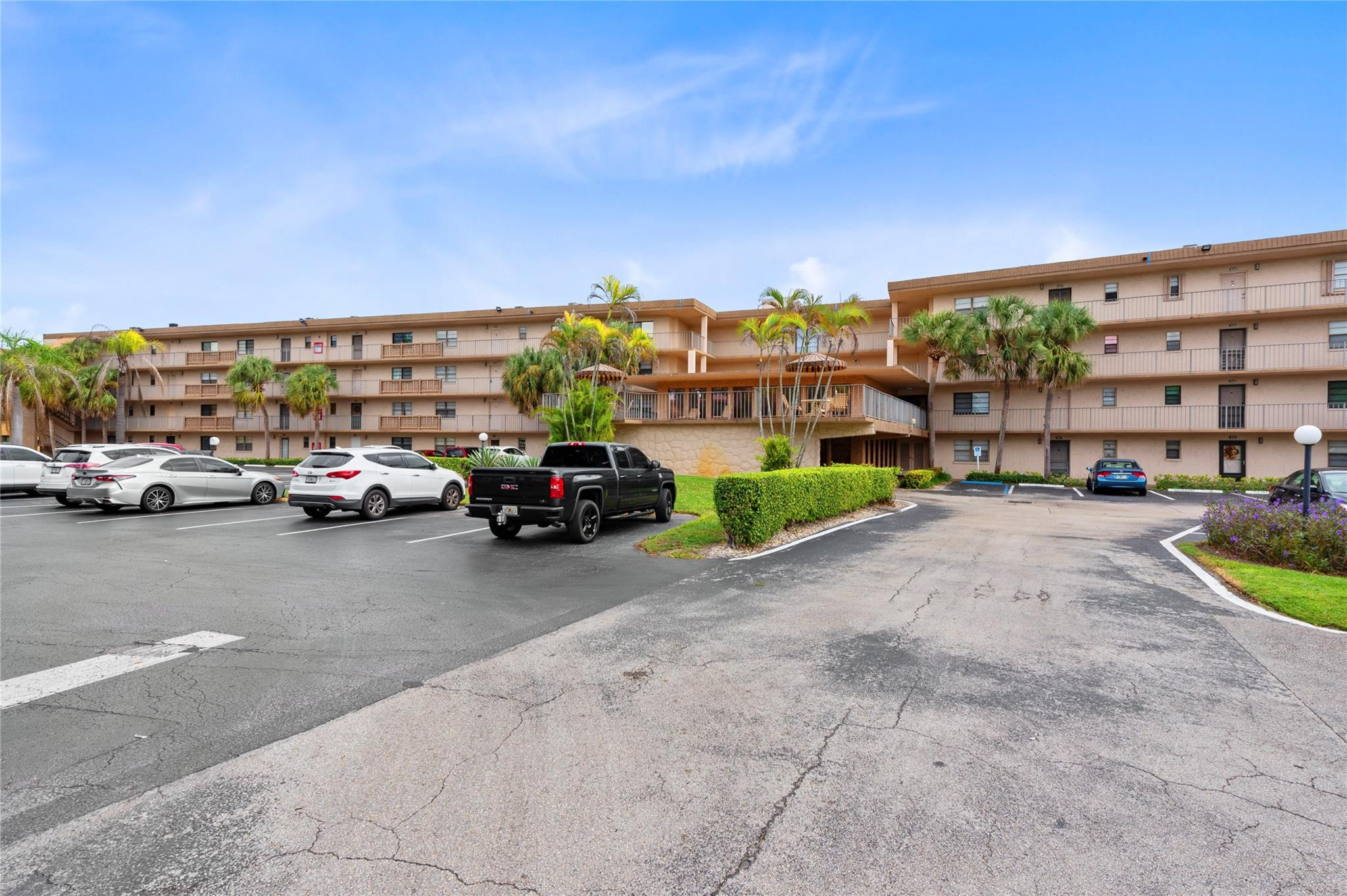 ISLE OF SANDALFOOT CONDO - Residential