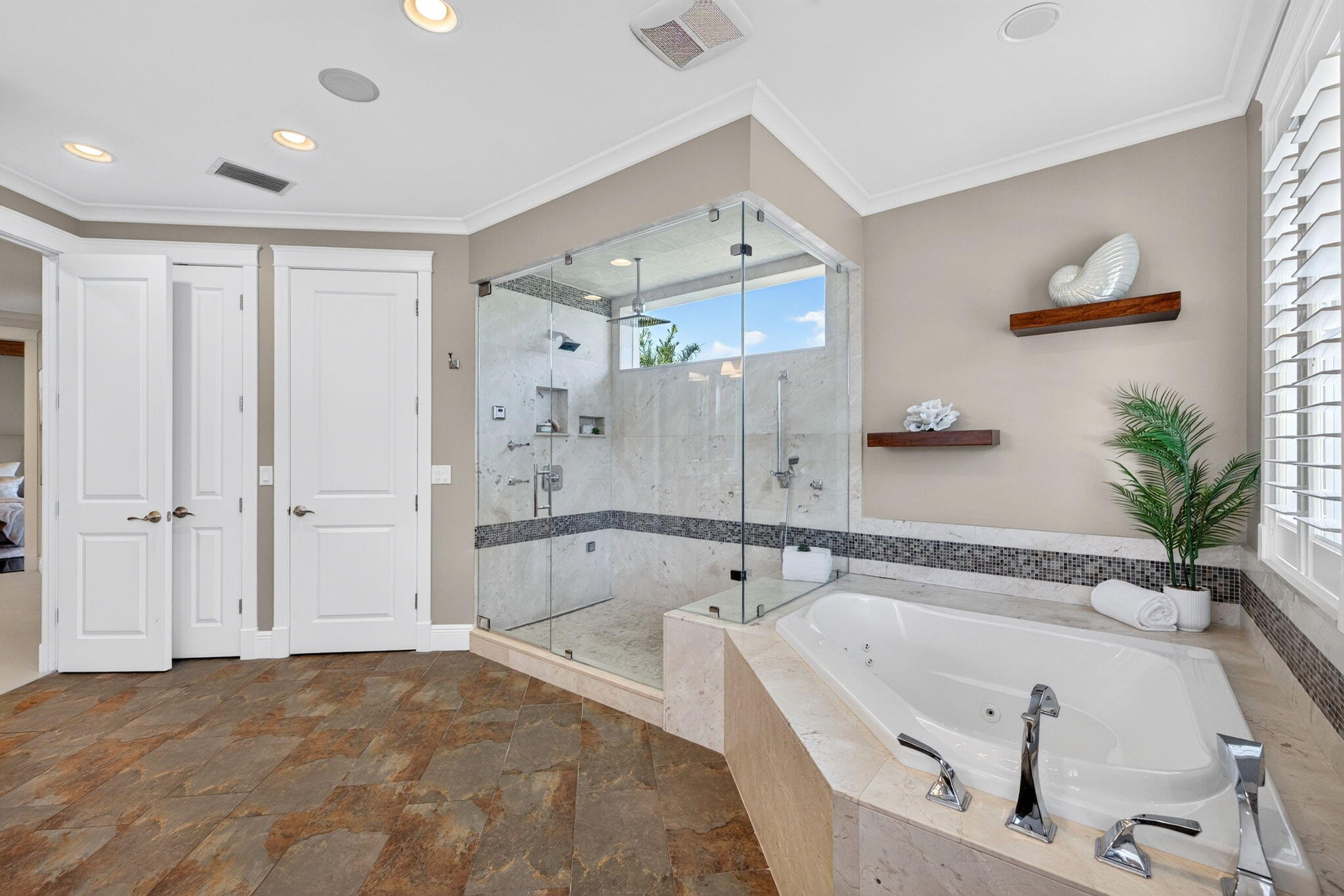 LAUDERDALE HARBORS - Residential