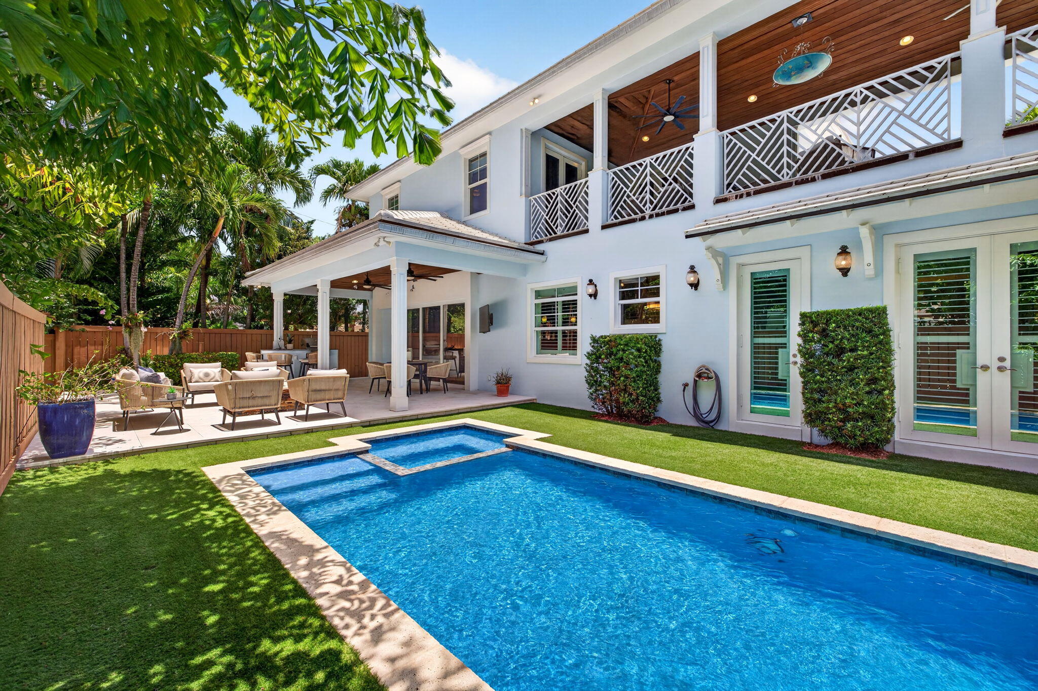 LAUDERDALE HARBORS - Residential