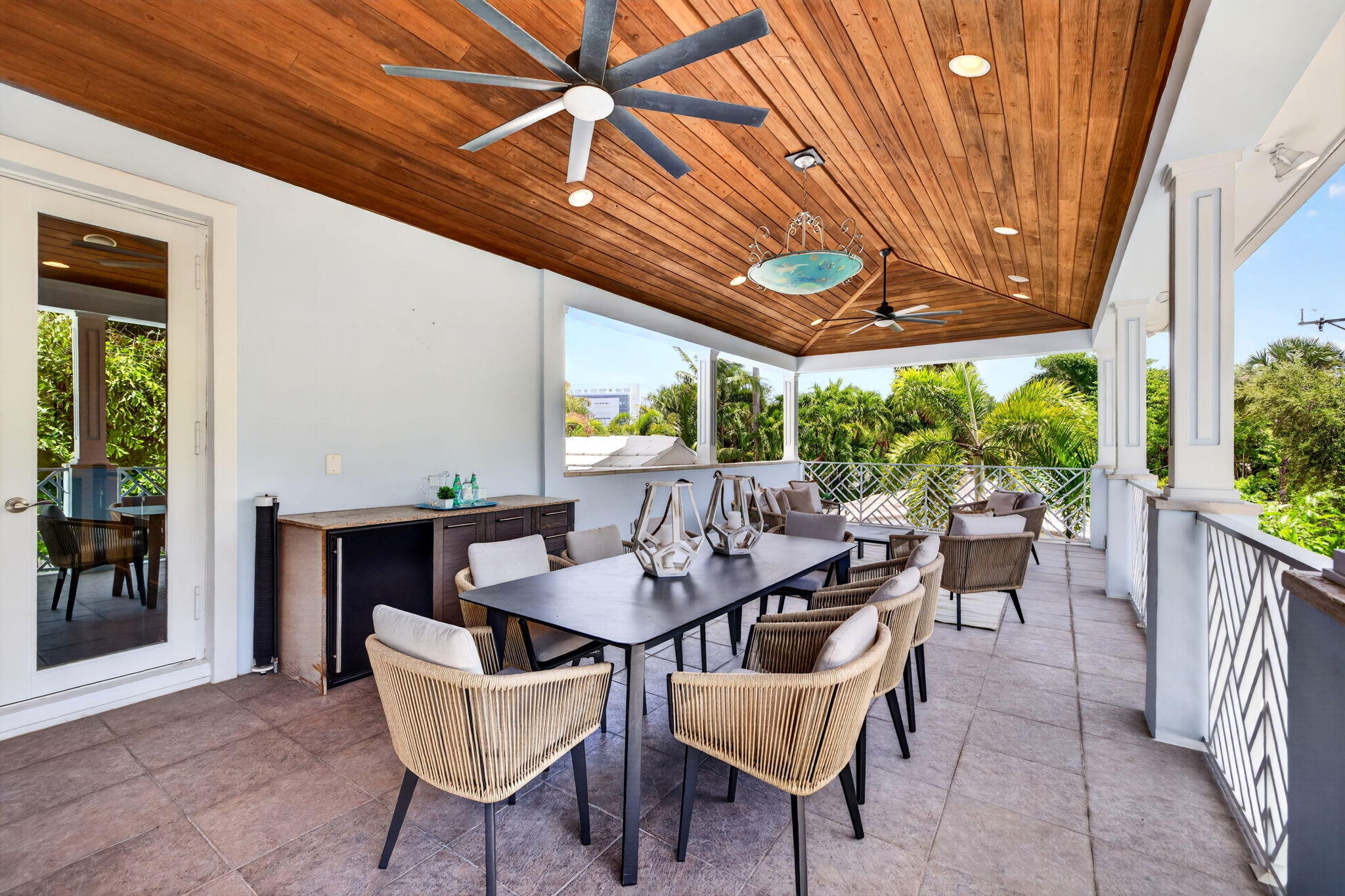 LAUDERDALE HARBORS - Residential