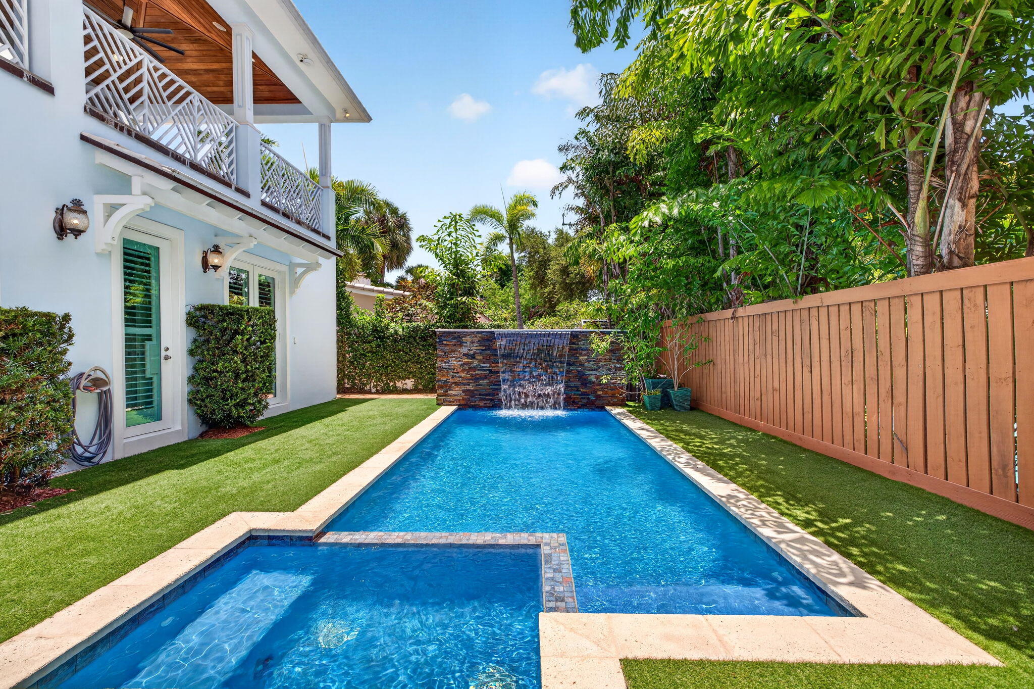 LAUDERDALE HARBORS - Residential