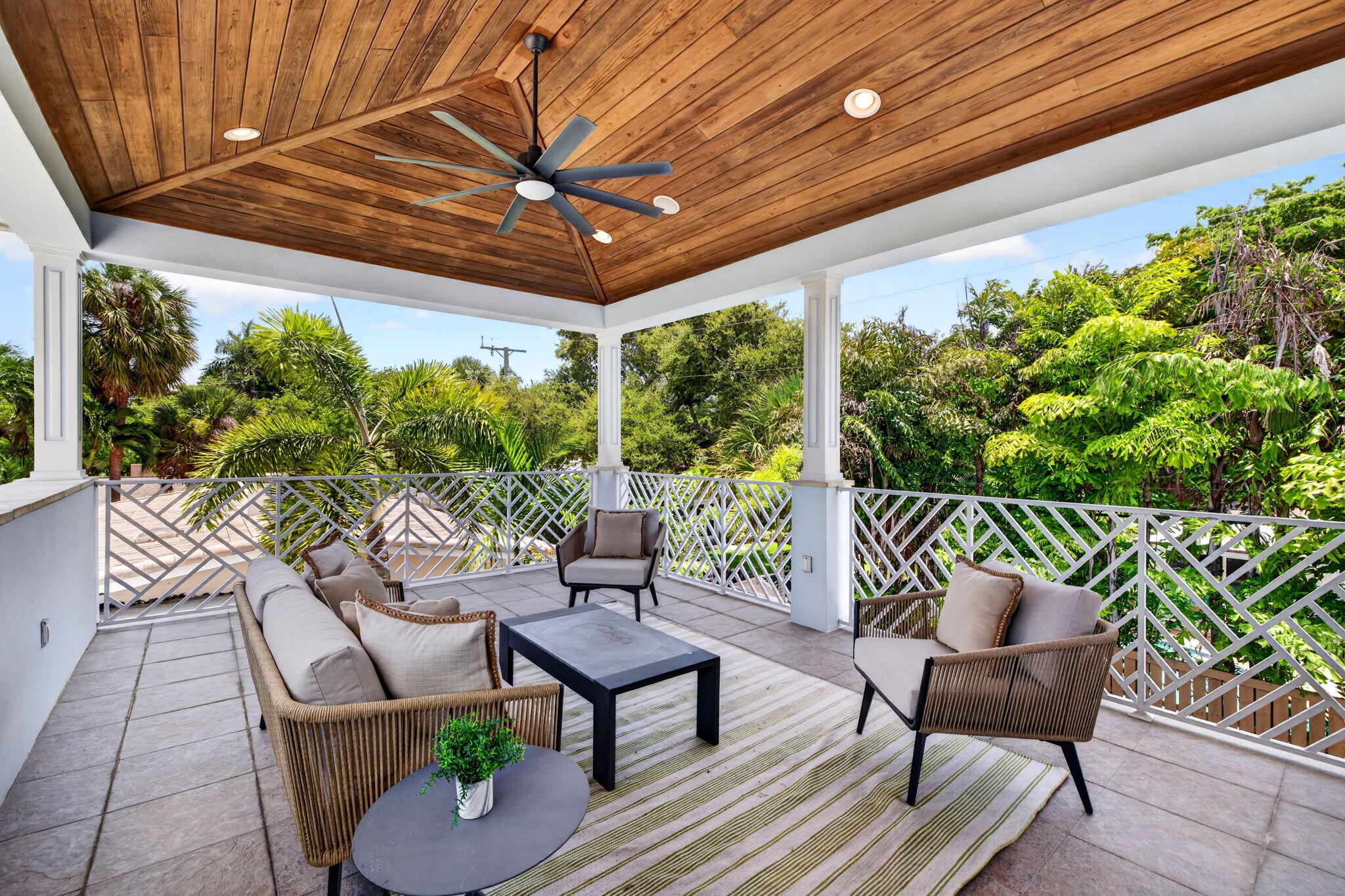 LAUDERDALE HARBORS - Residential