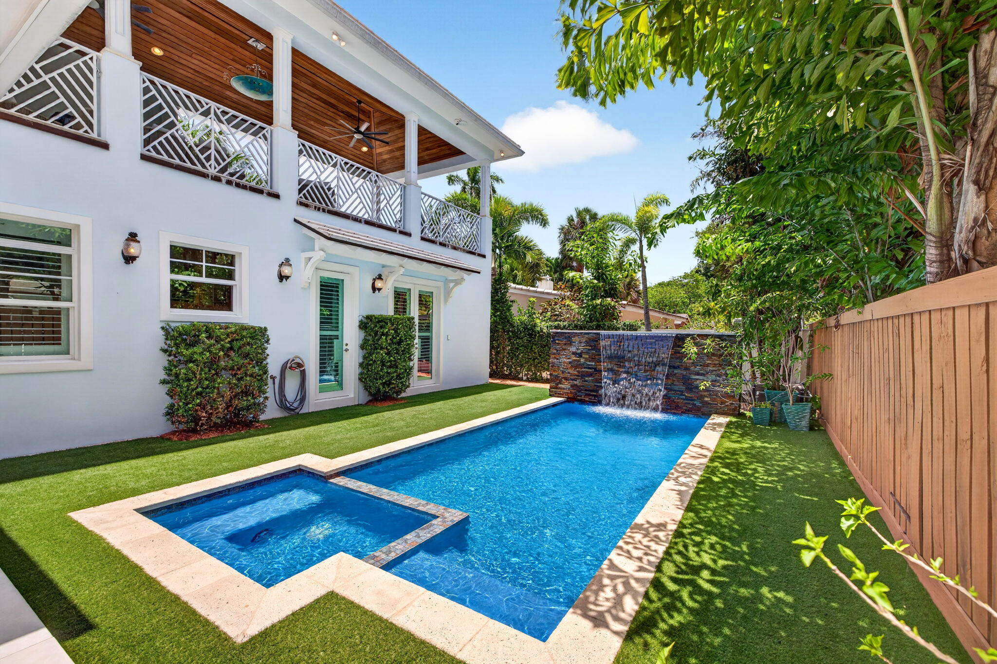 LAUDERDALE HARBORS - Residential