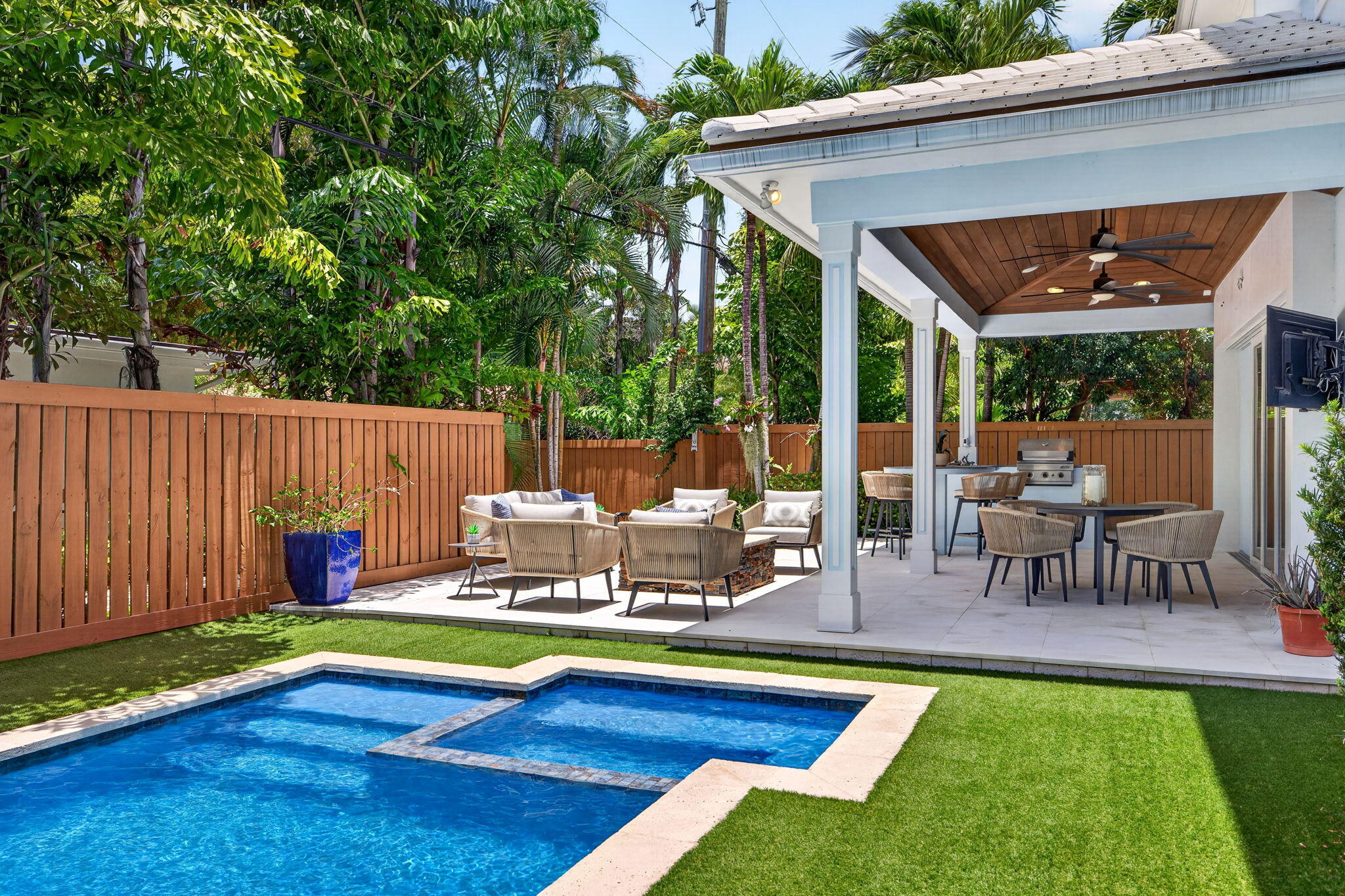 LAUDERDALE HARBORS - Residential