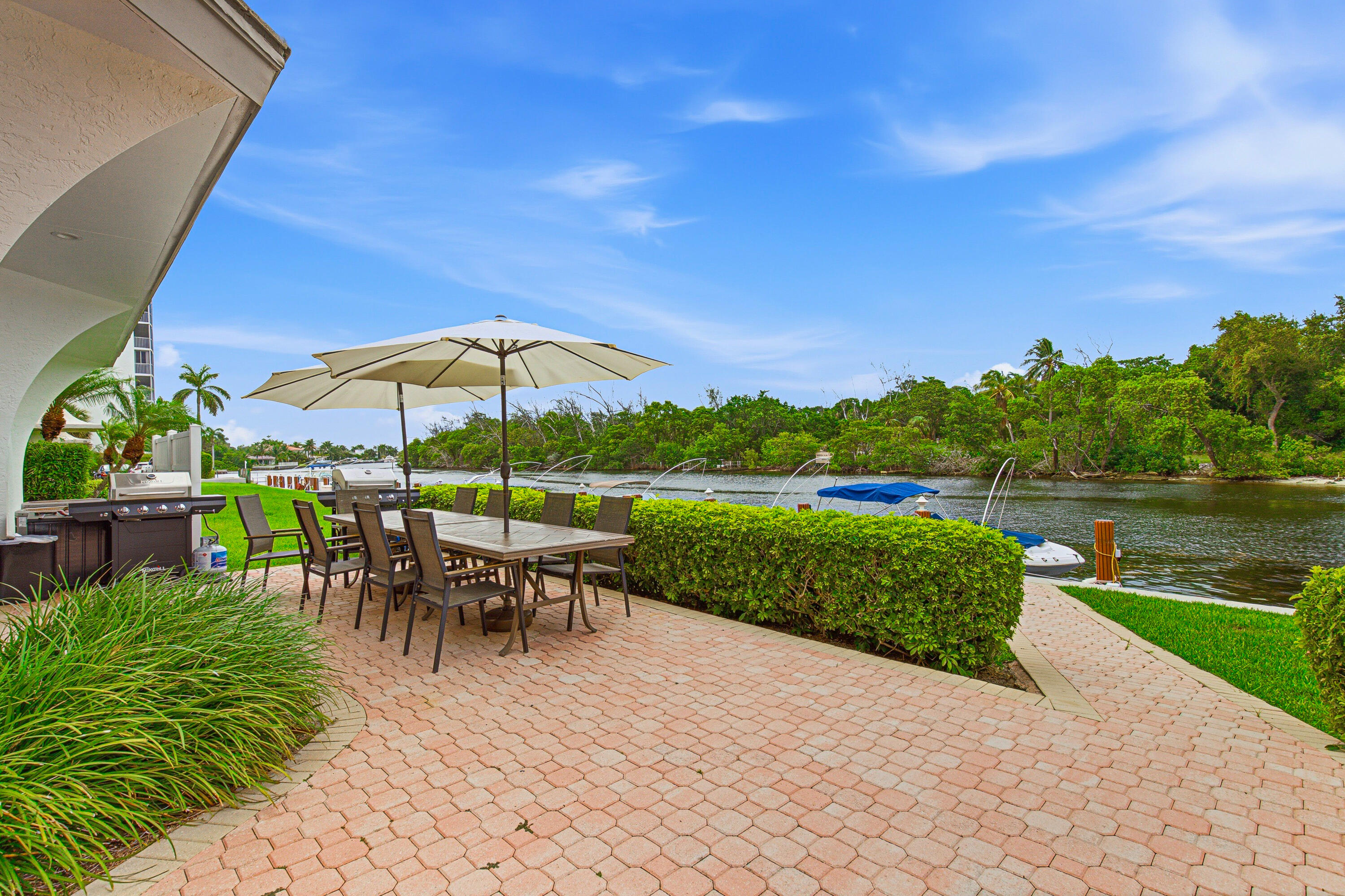 HILLSBORO LANDINGS CONDO NO TWO - Residential