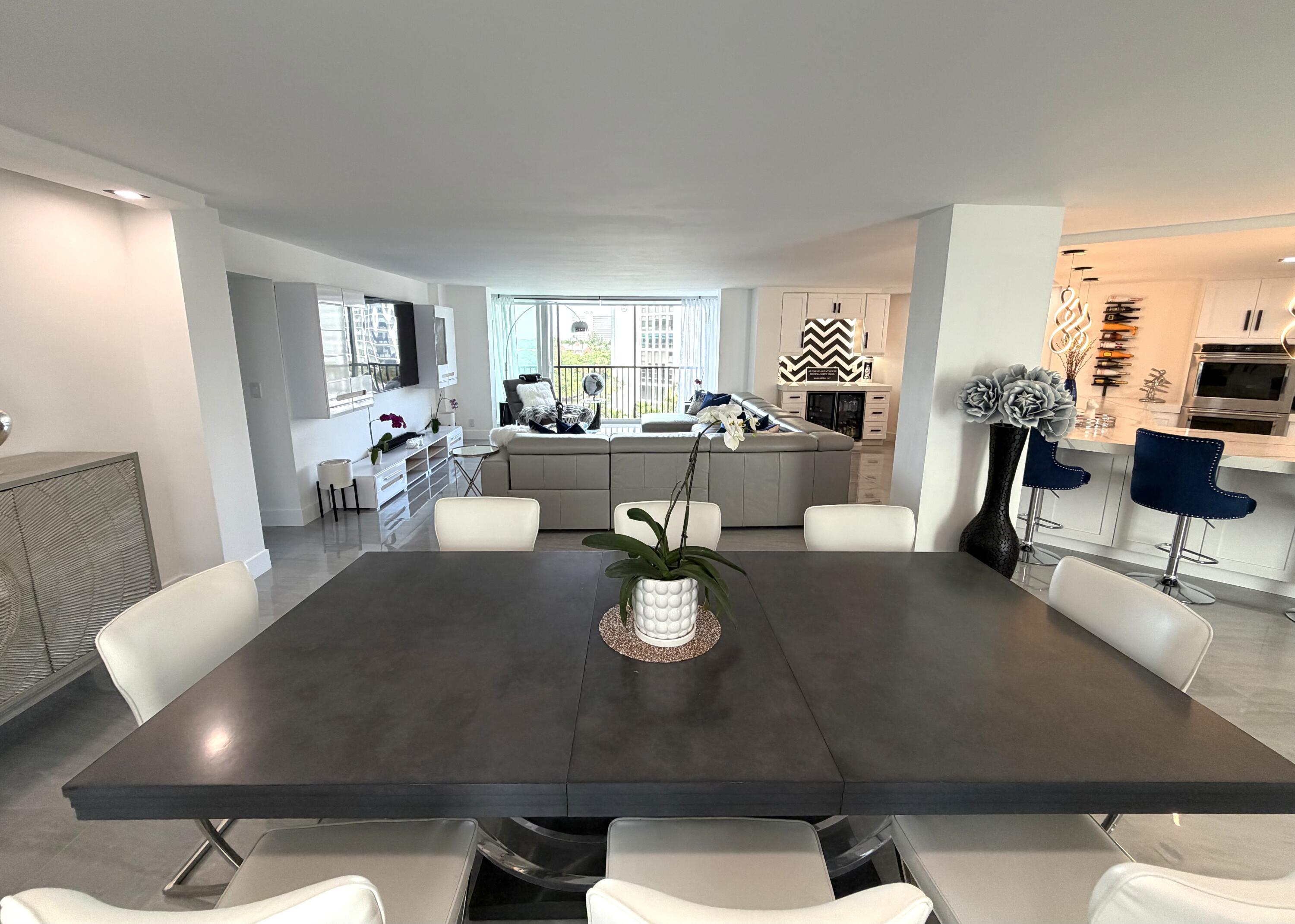 HILLSBORO LANDINGS CONDO NO TWO - Residential
