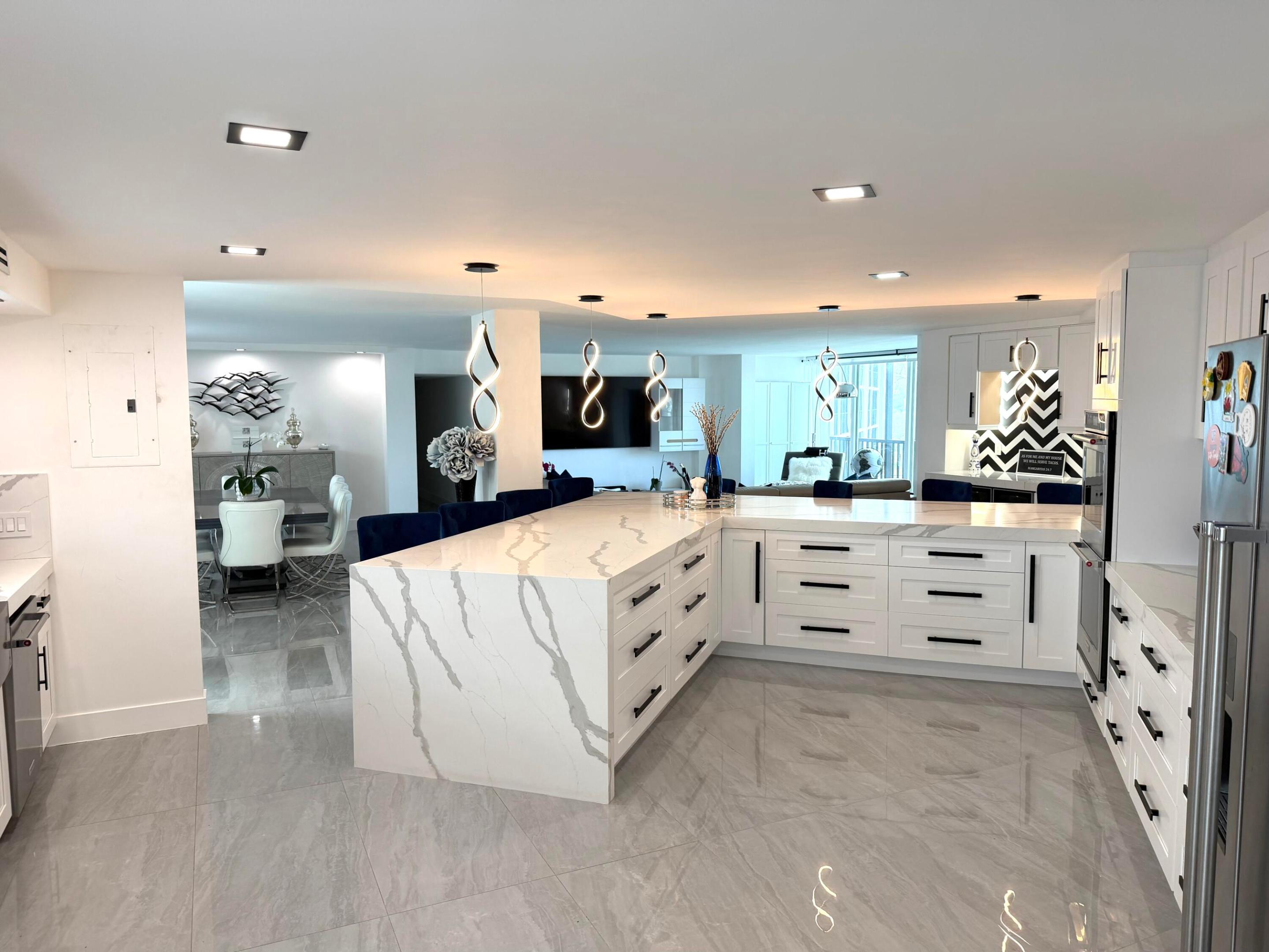 HILLSBORO LANDINGS CONDO NO TWO - Residential