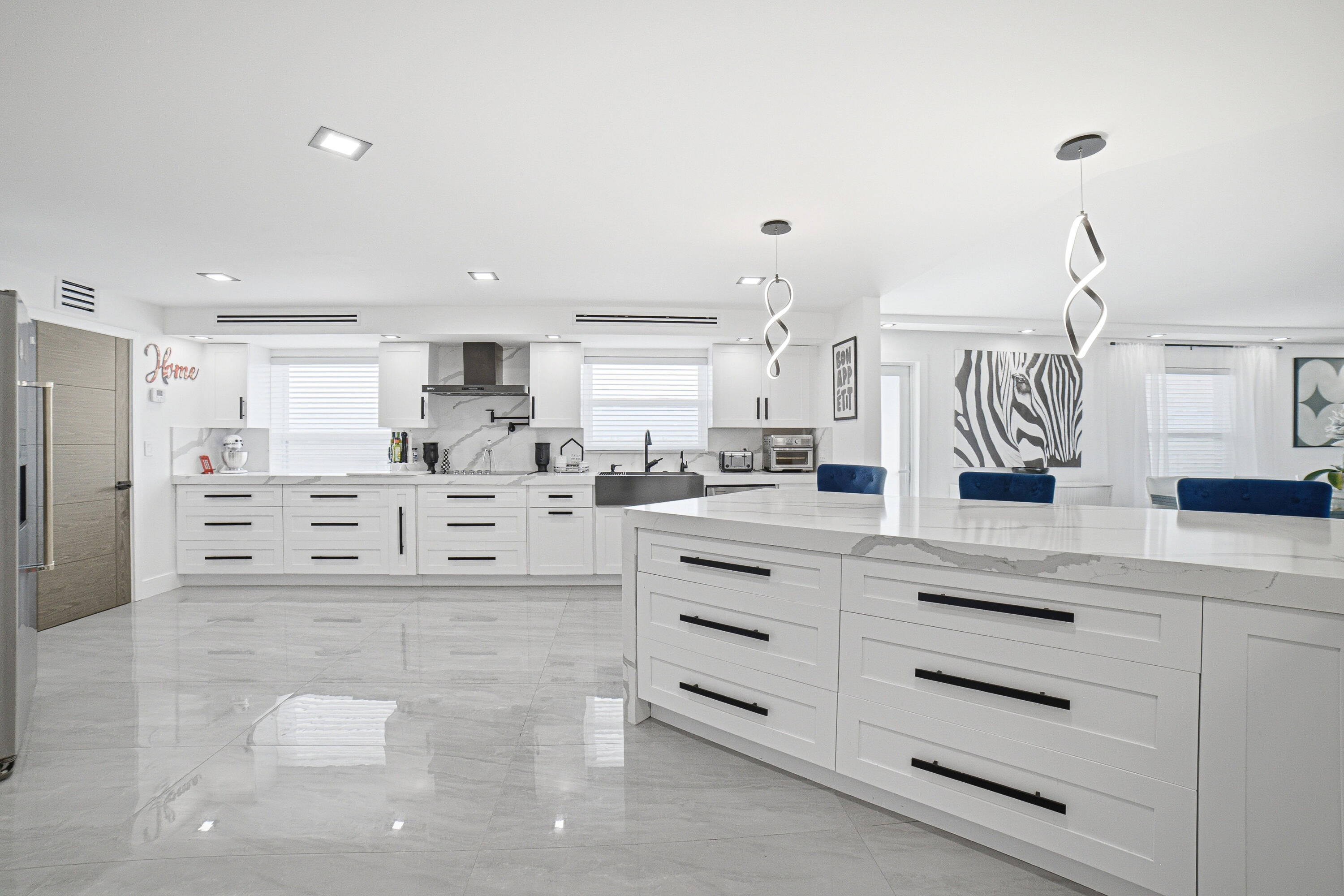 HILLSBORO LANDINGS CONDO NO TWO - Residential