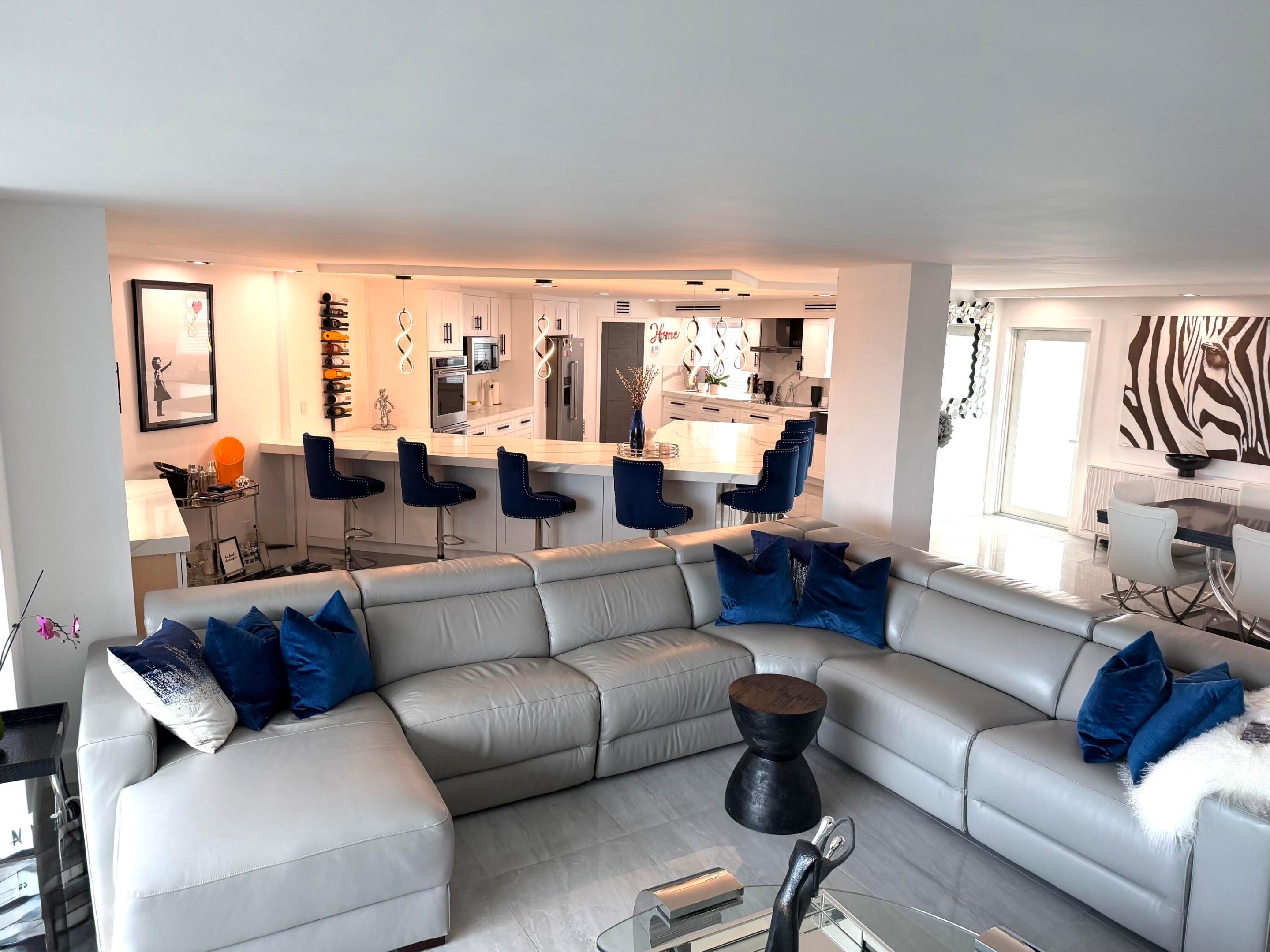 HILLSBORO LANDINGS CONDO NO TWO - Residential