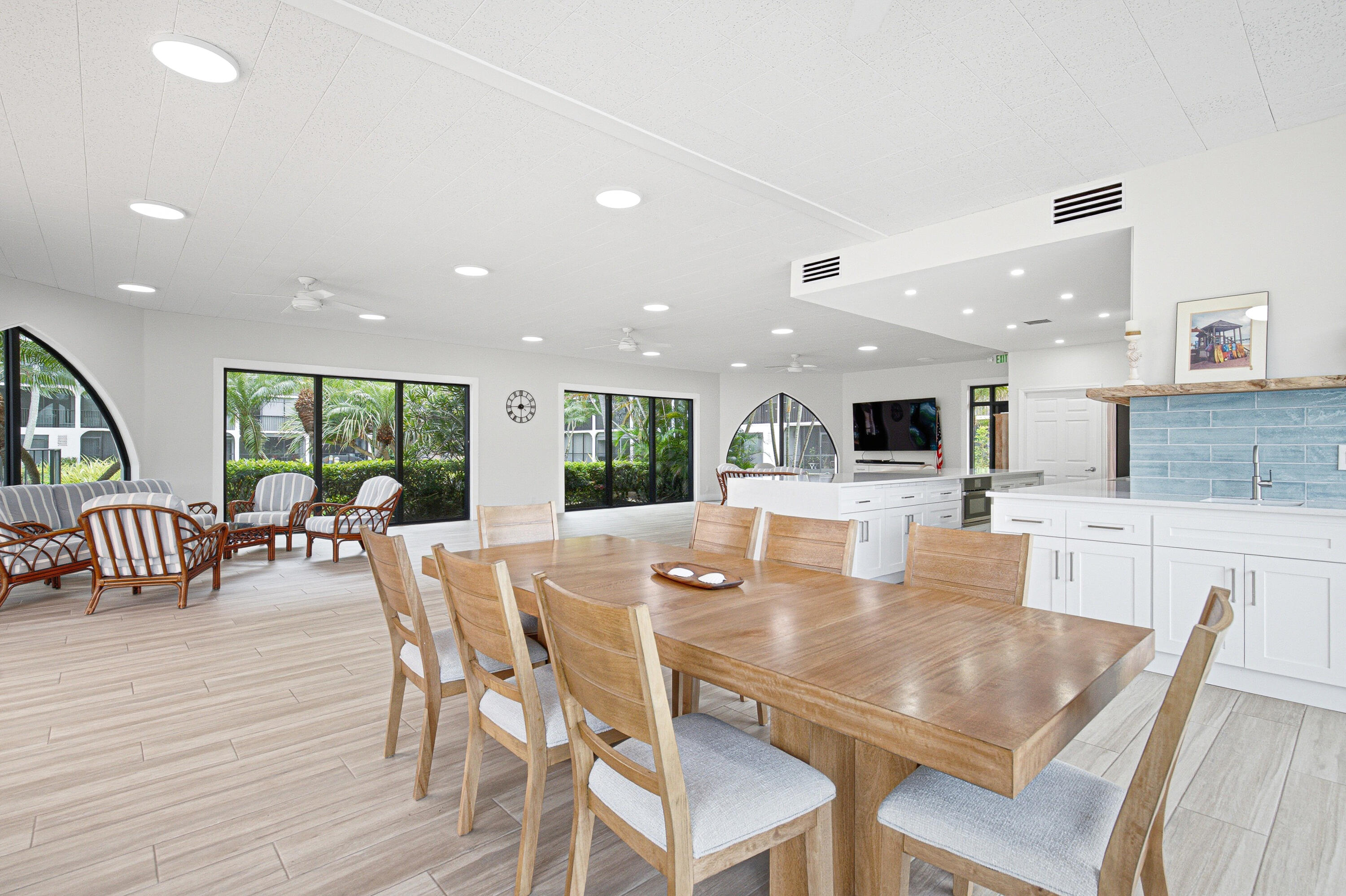HILLSBORO LANDINGS CONDO NO TWO - Residential