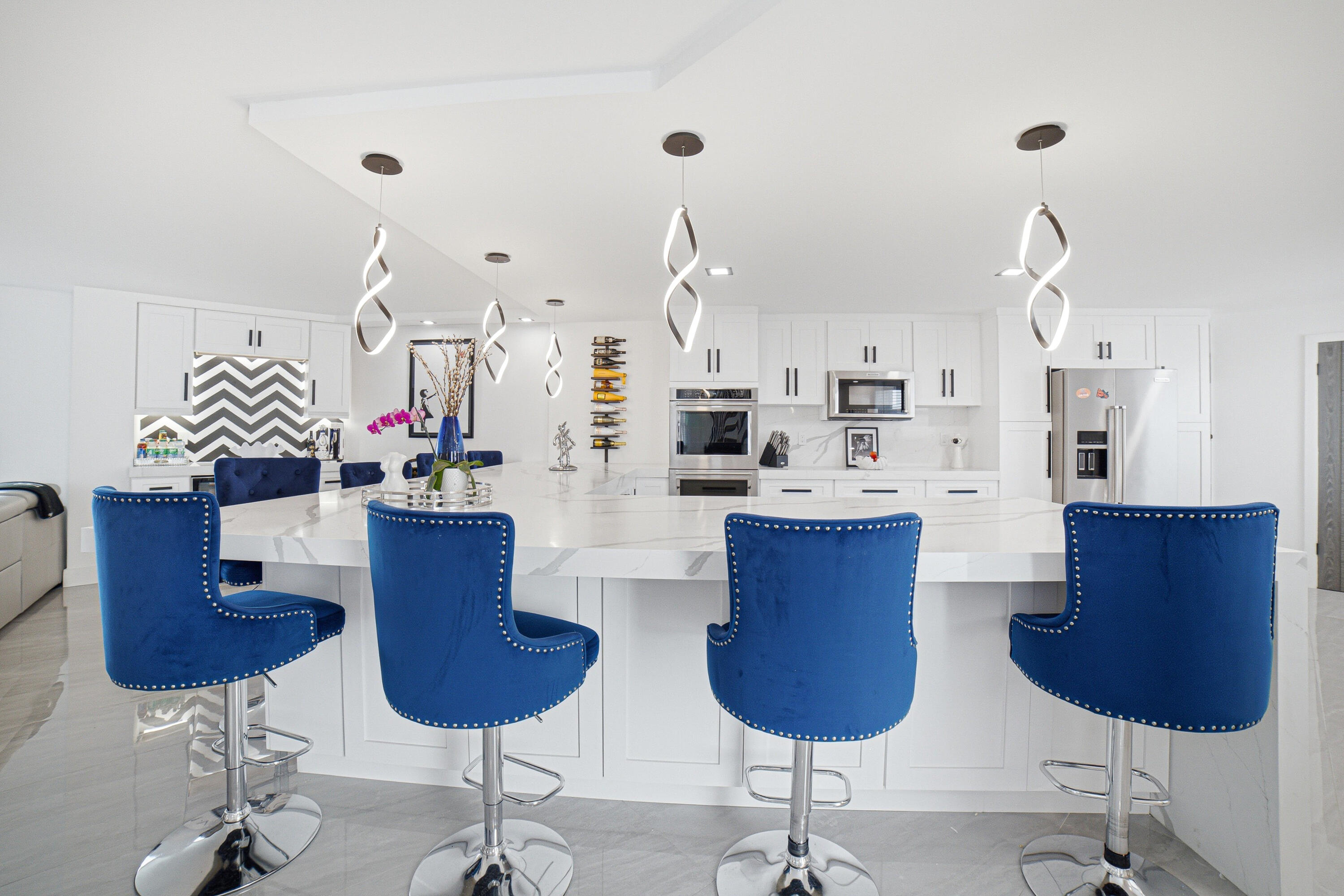HILLSBORO LANDINGS CONDO NO TWO - Residential