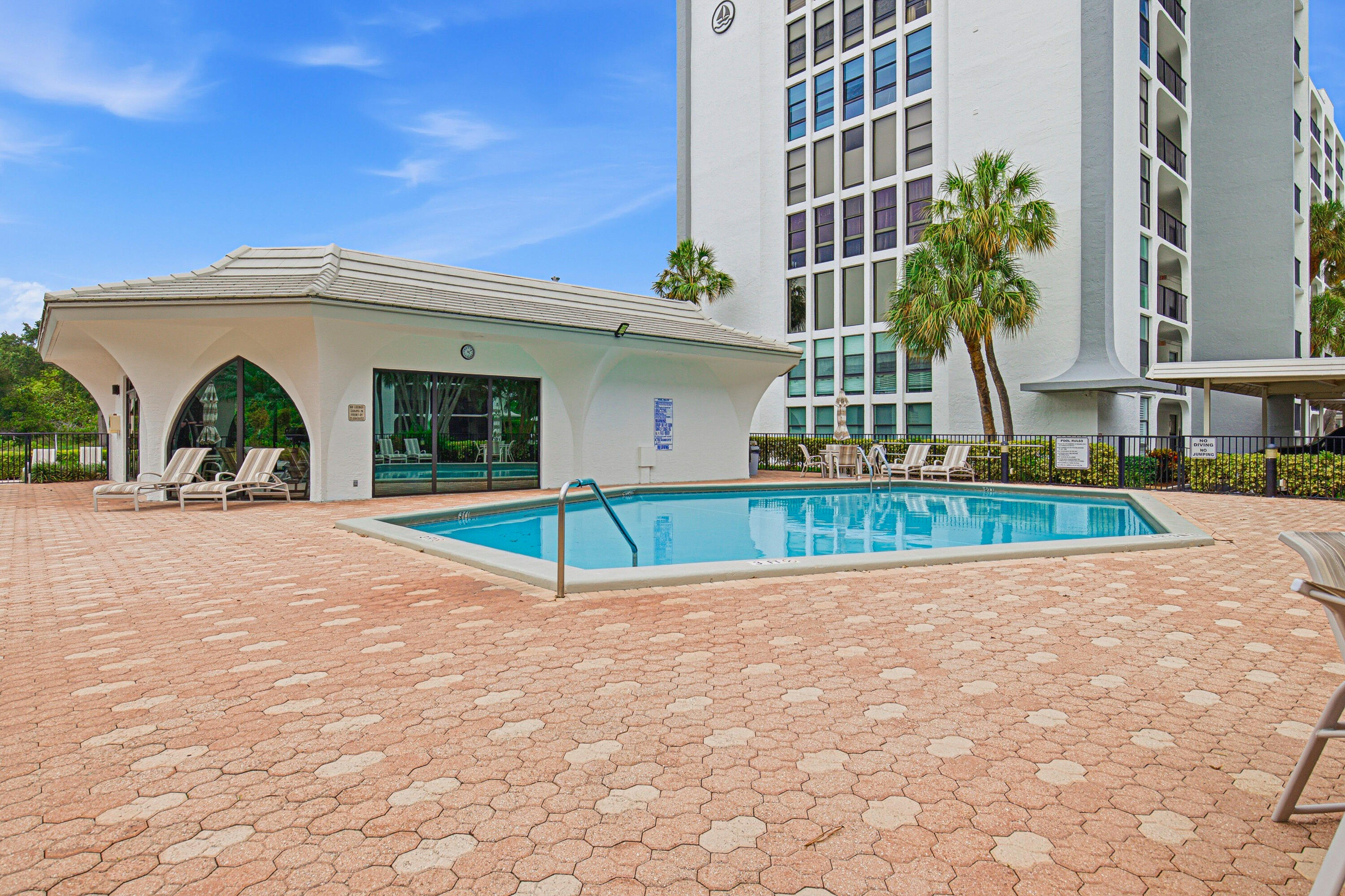 HILLSBORO LANDINGS CONDO NO TWO - Residential