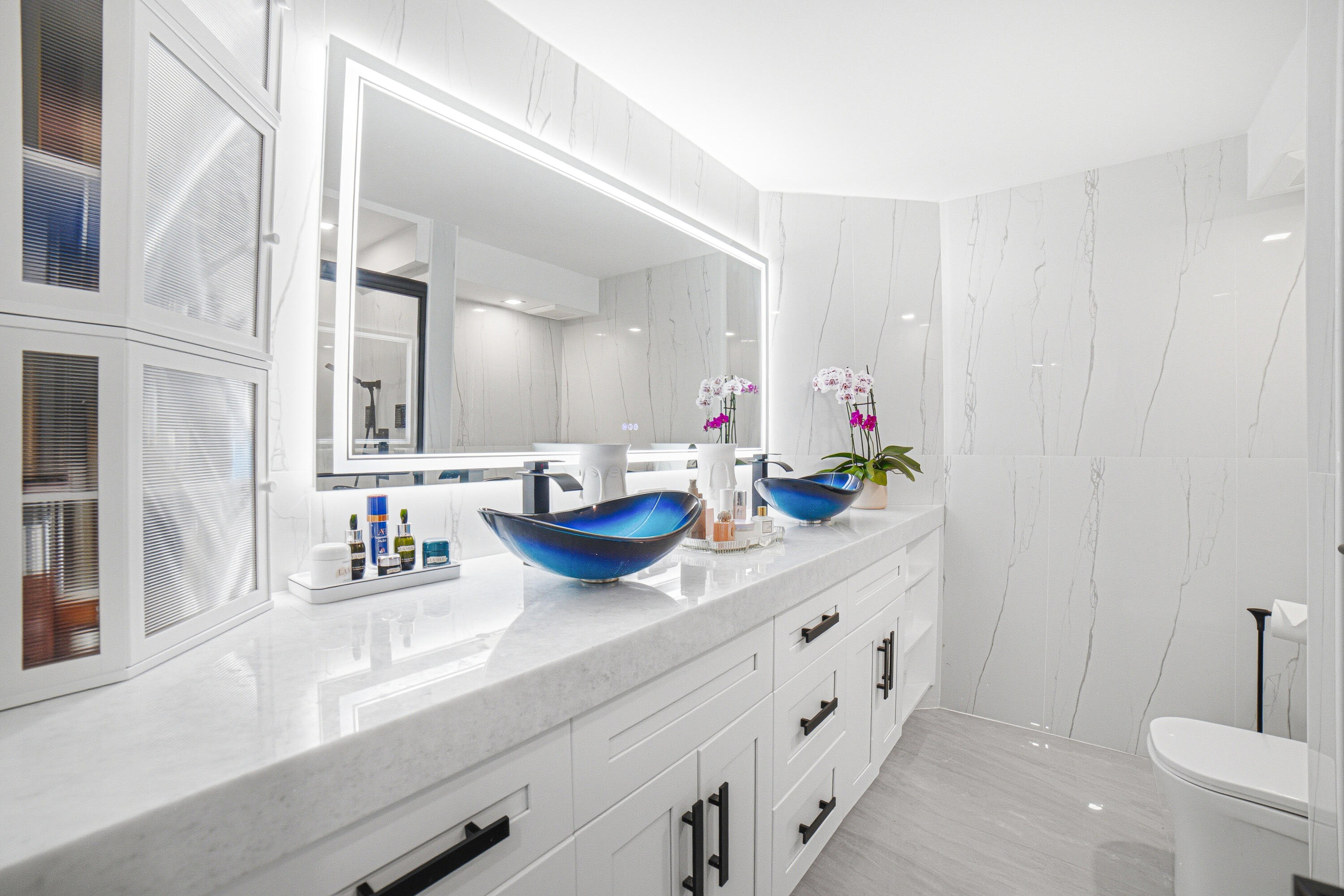 HILLSBORO LANDINGS CONDO NO TWO - Residential