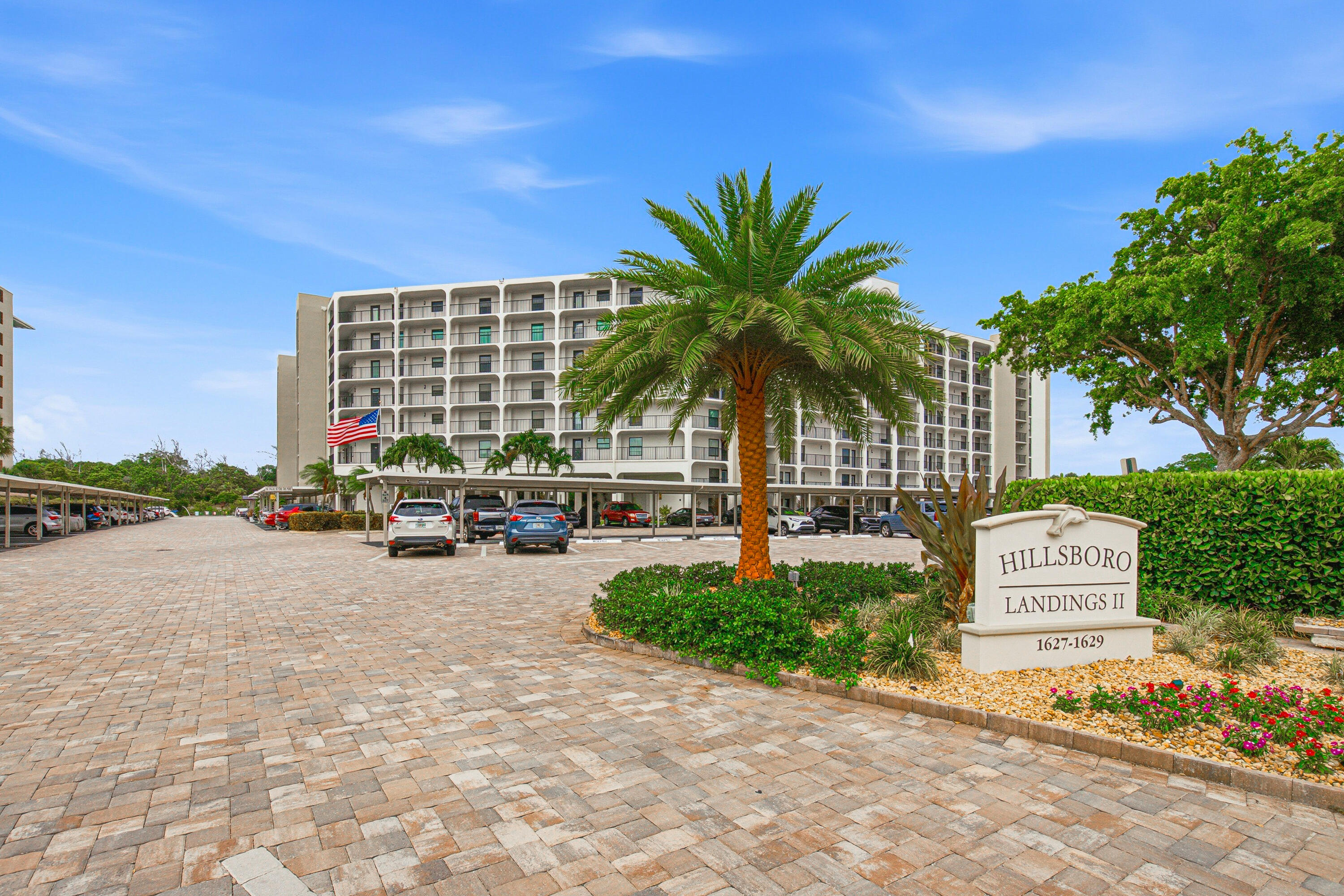 HILLSBORO LANDINGS CONDO NO TWO - Residential