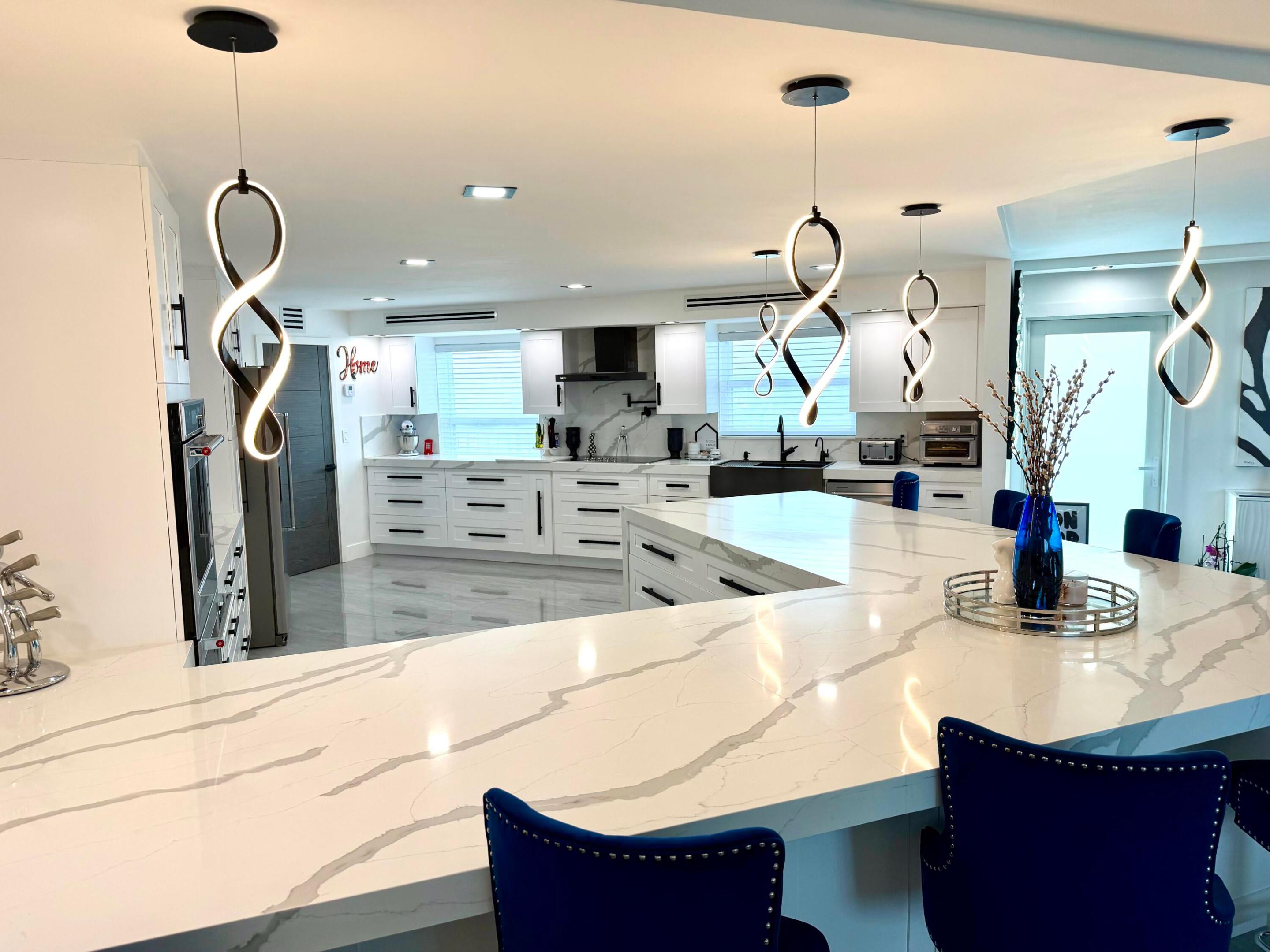 HILLSBORO LANDINGS CONDO NO TWO - Residential