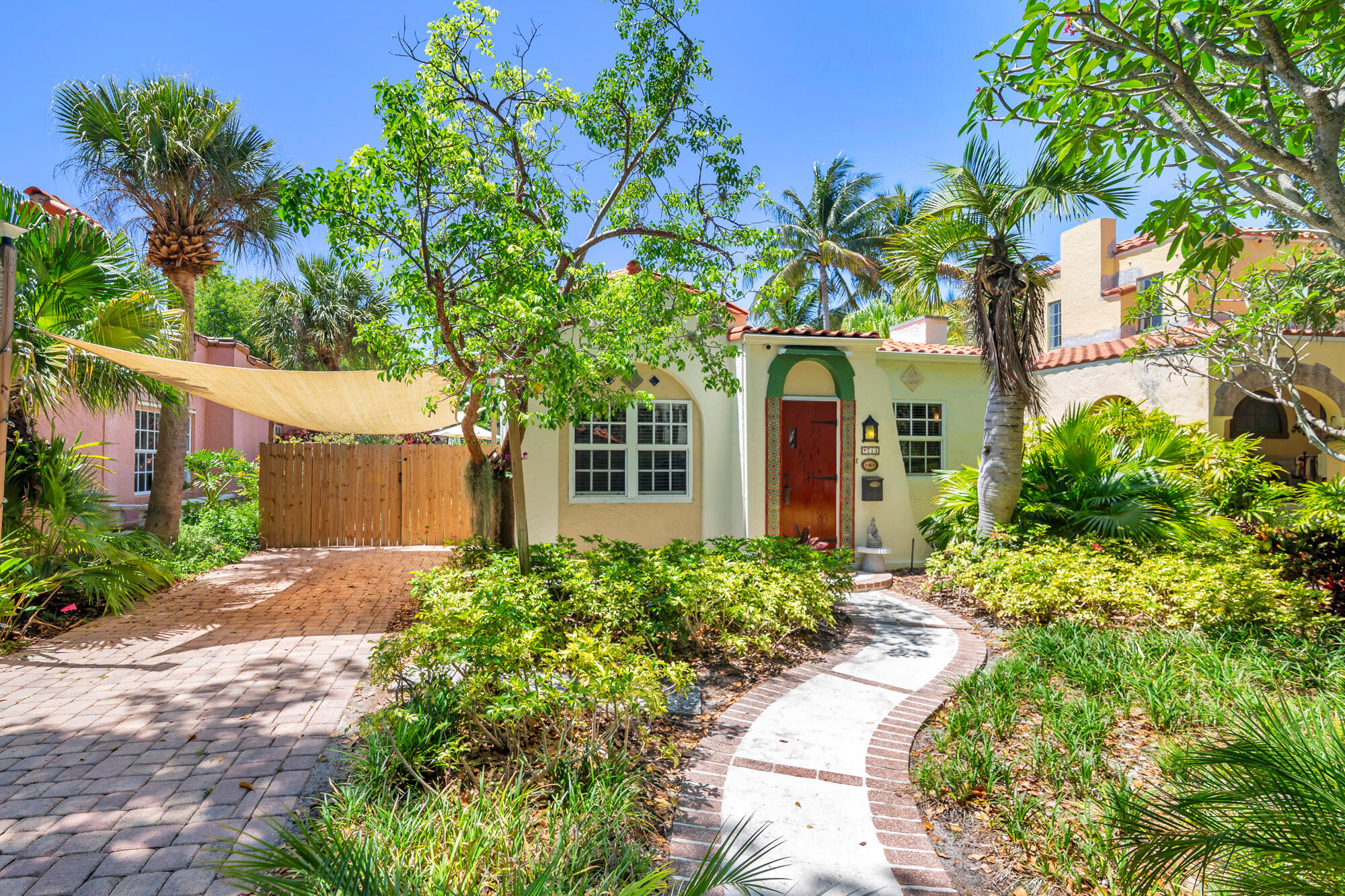 Flamingo Park - Residential