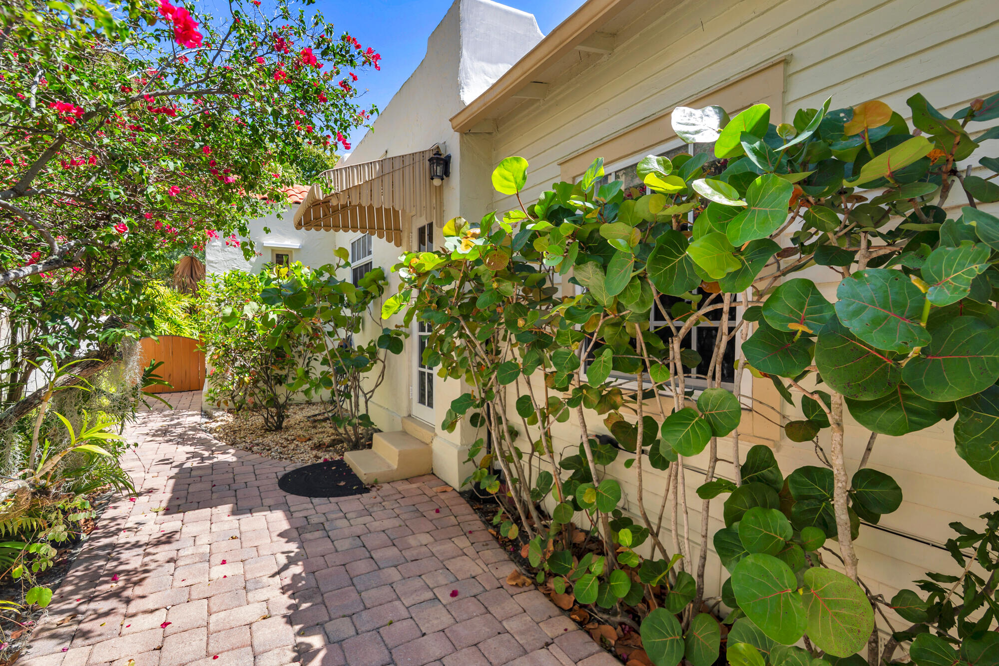 Flamingo Park - Residential