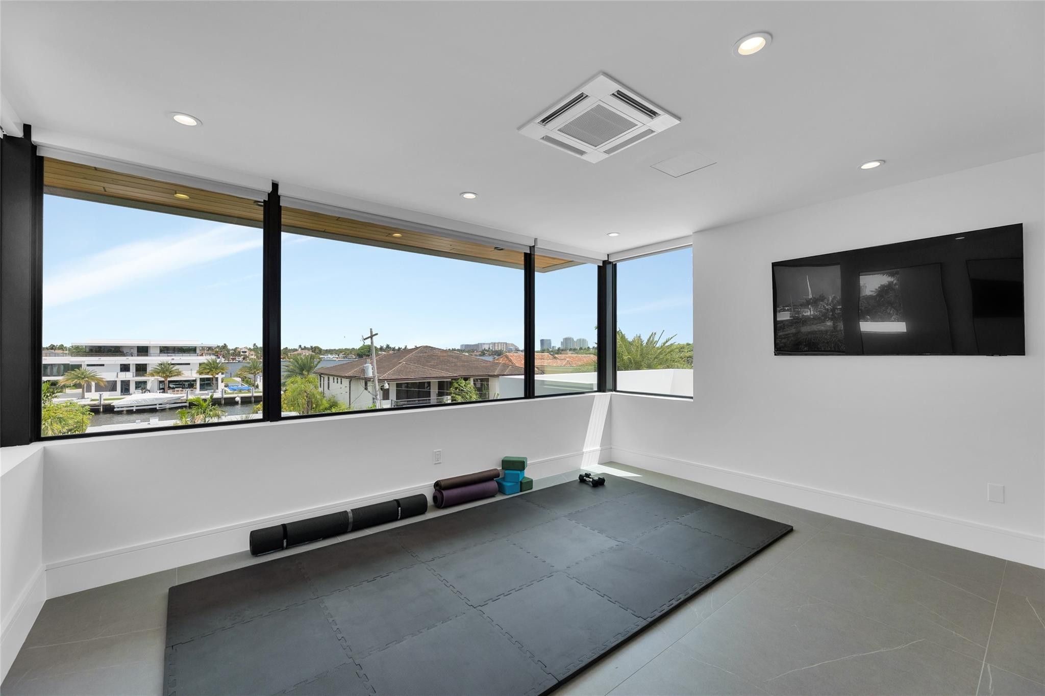 Lauderdale Harbors Sec A - Residential