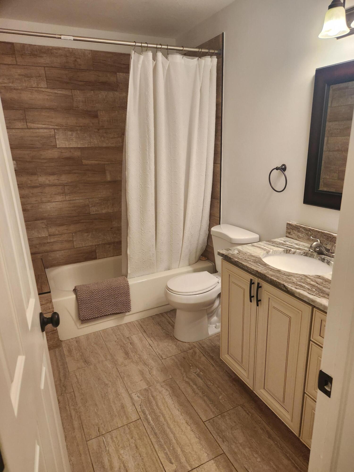 SOUTHWIND CIRCLE CONDO - Residential Lease