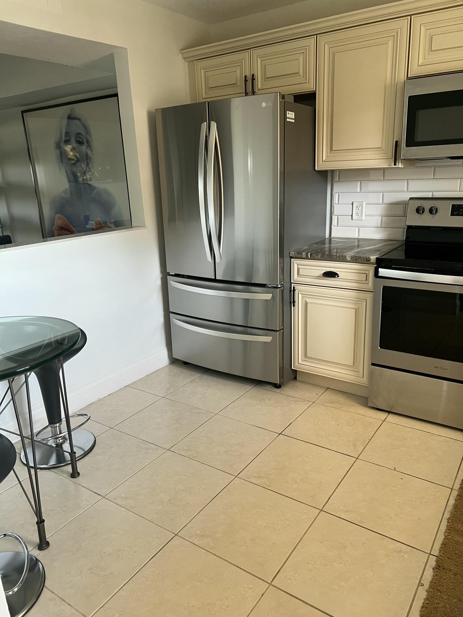 SOUTHWIND CIRCLE CONDO - Residential Lease