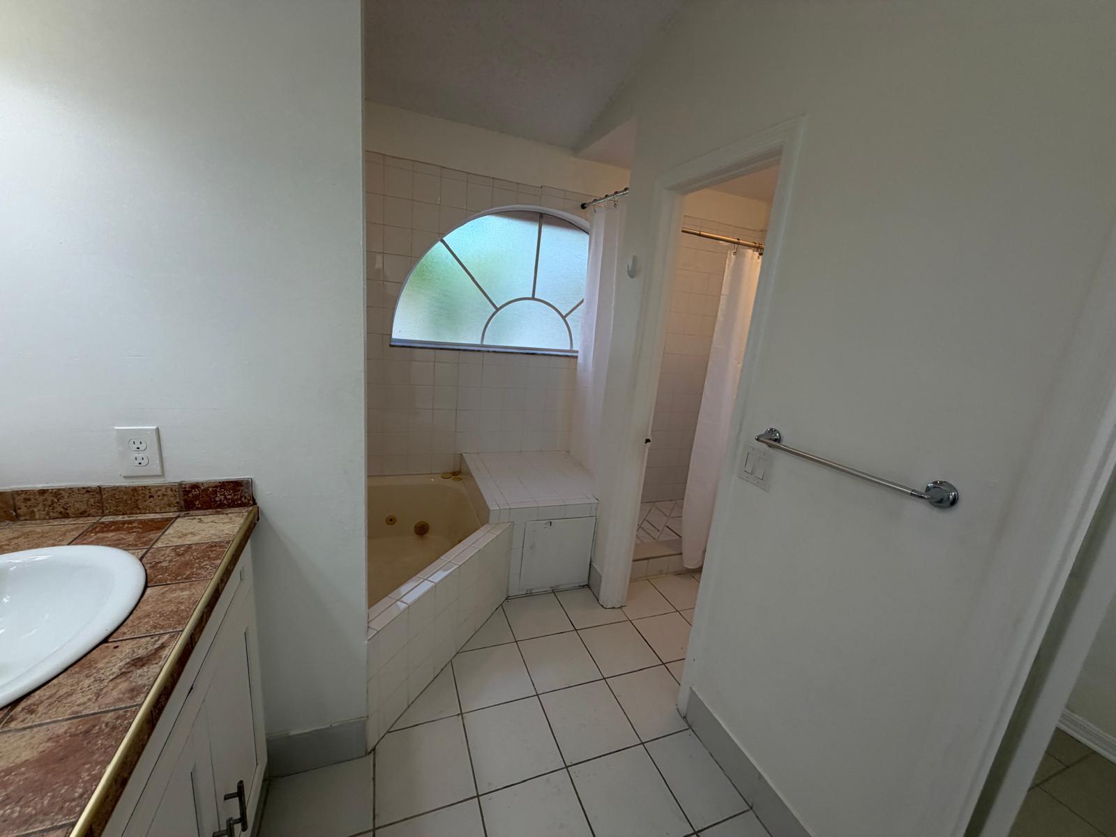 EMERALD POINTE - Residential Lease