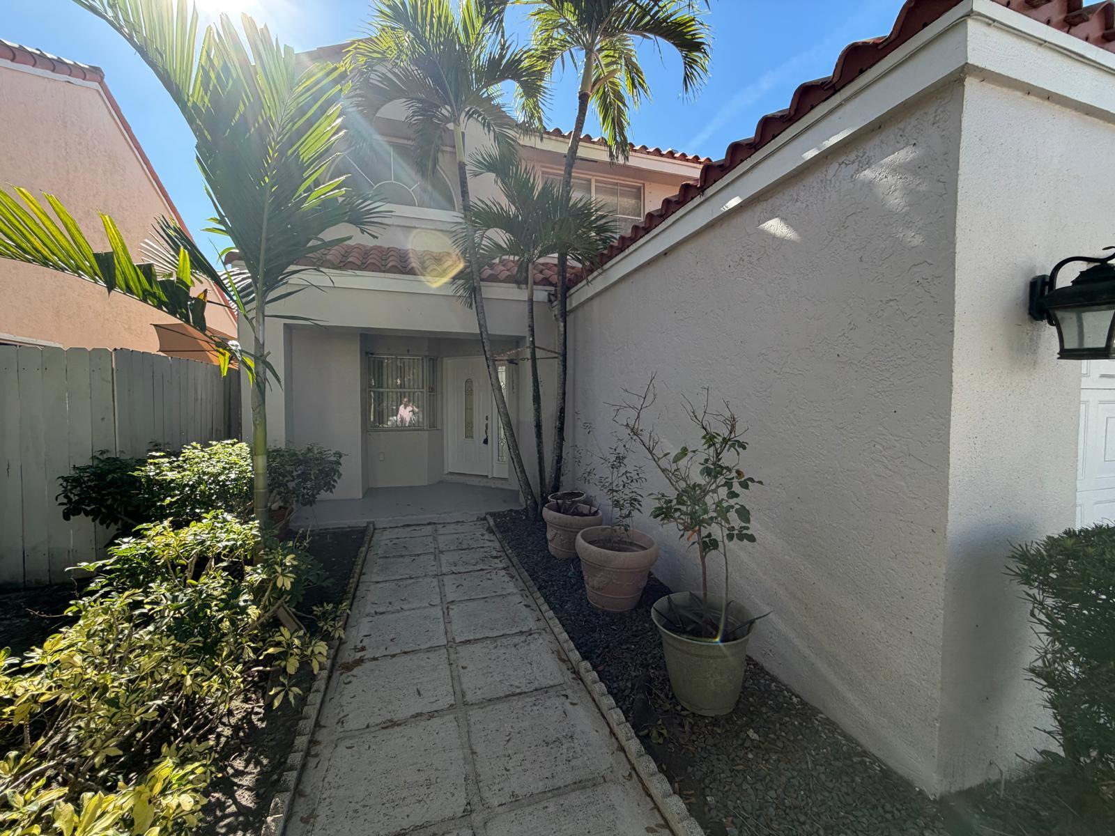 EMERALD POINTE - Residential Lease