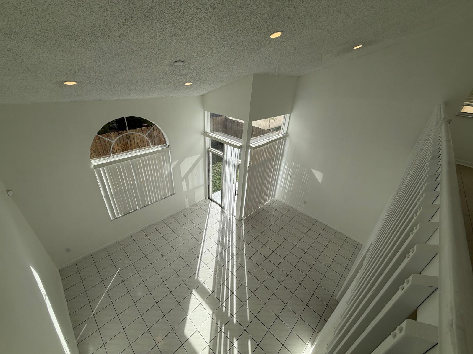EMERALD POINTE - Residential Lease