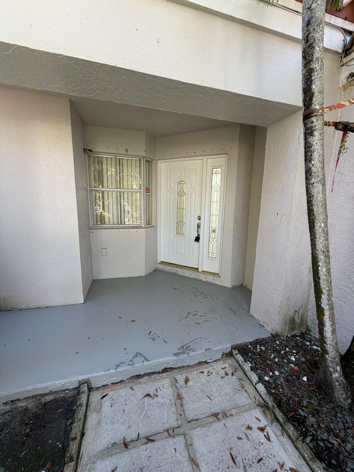 EMERALD POINTE - Residential Lease