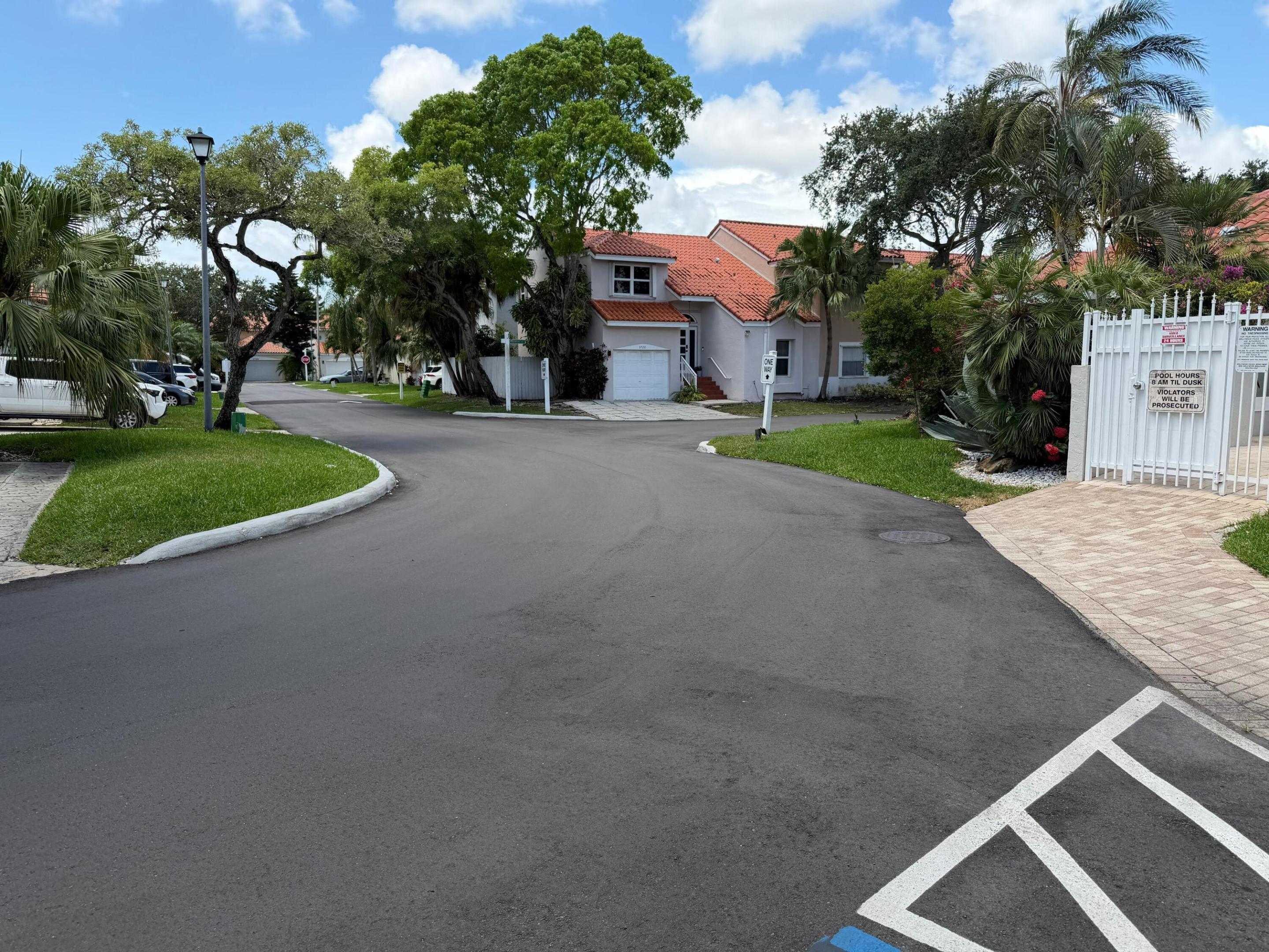 EMERALD POINTE - Residential Lease