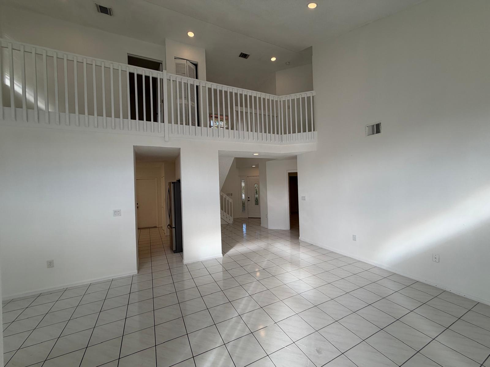 EMERALD POINTE - Residential Lease