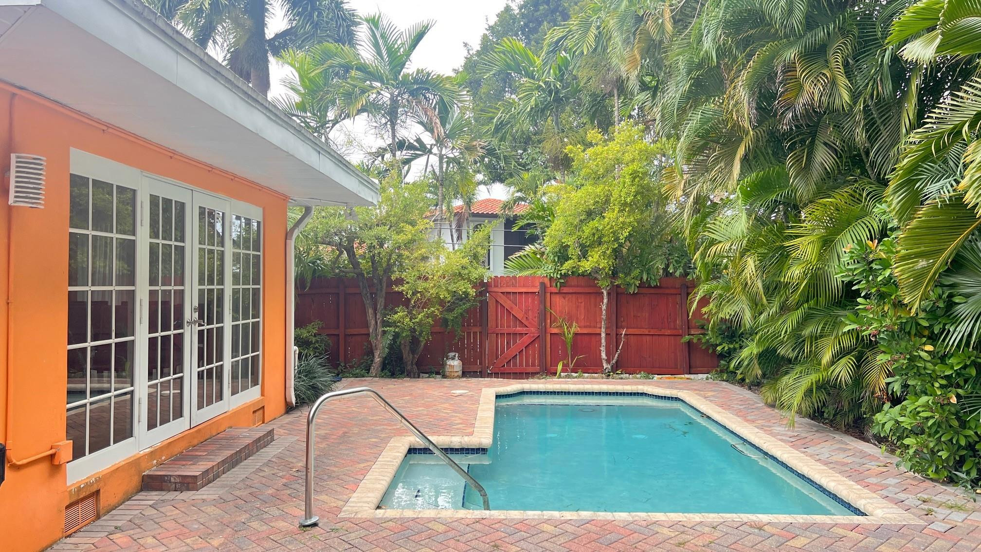 LAUDERDALE BEACH EXT - Residential