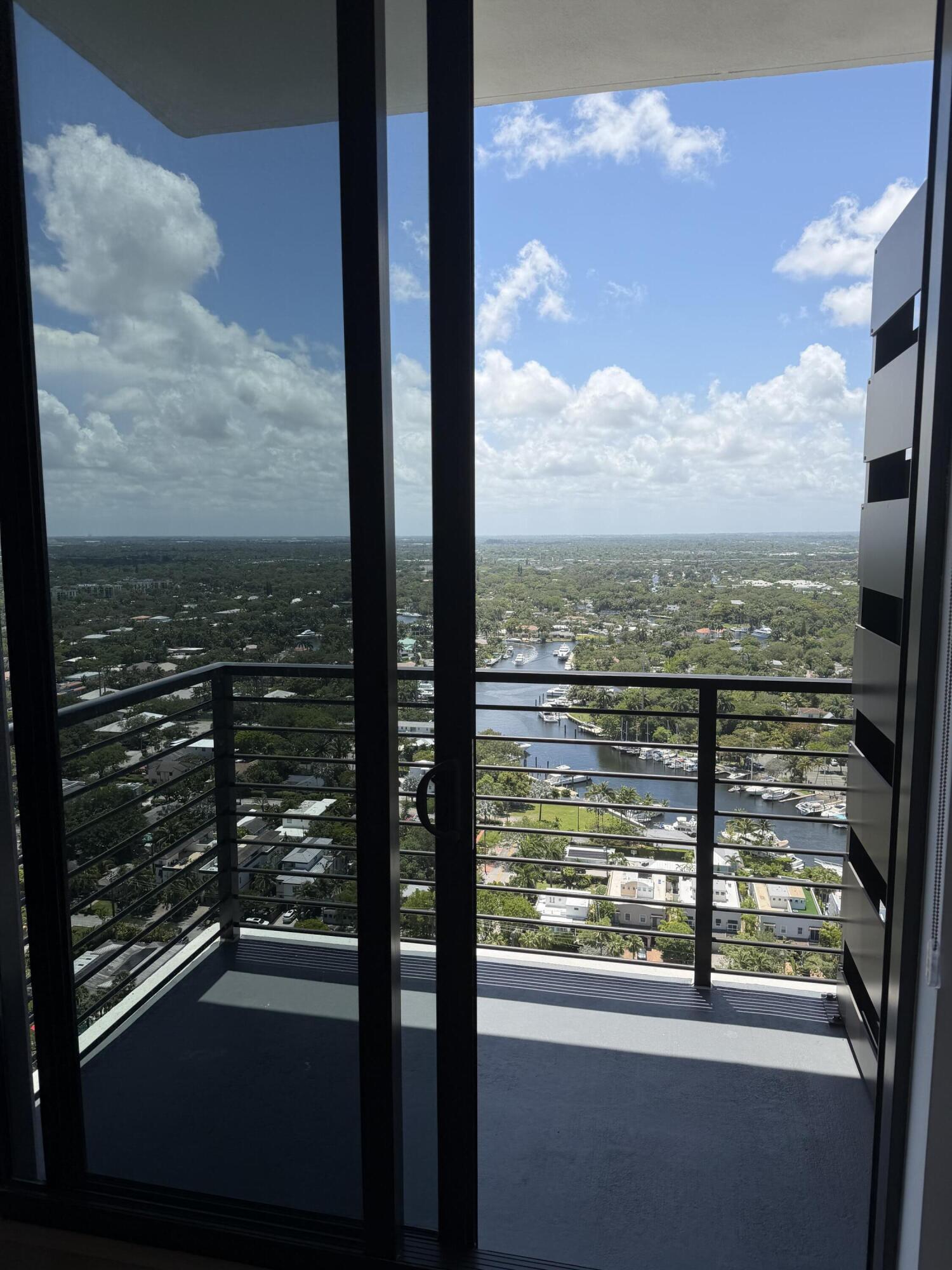 FT LAUDERDALE B-40 - Residential Lease