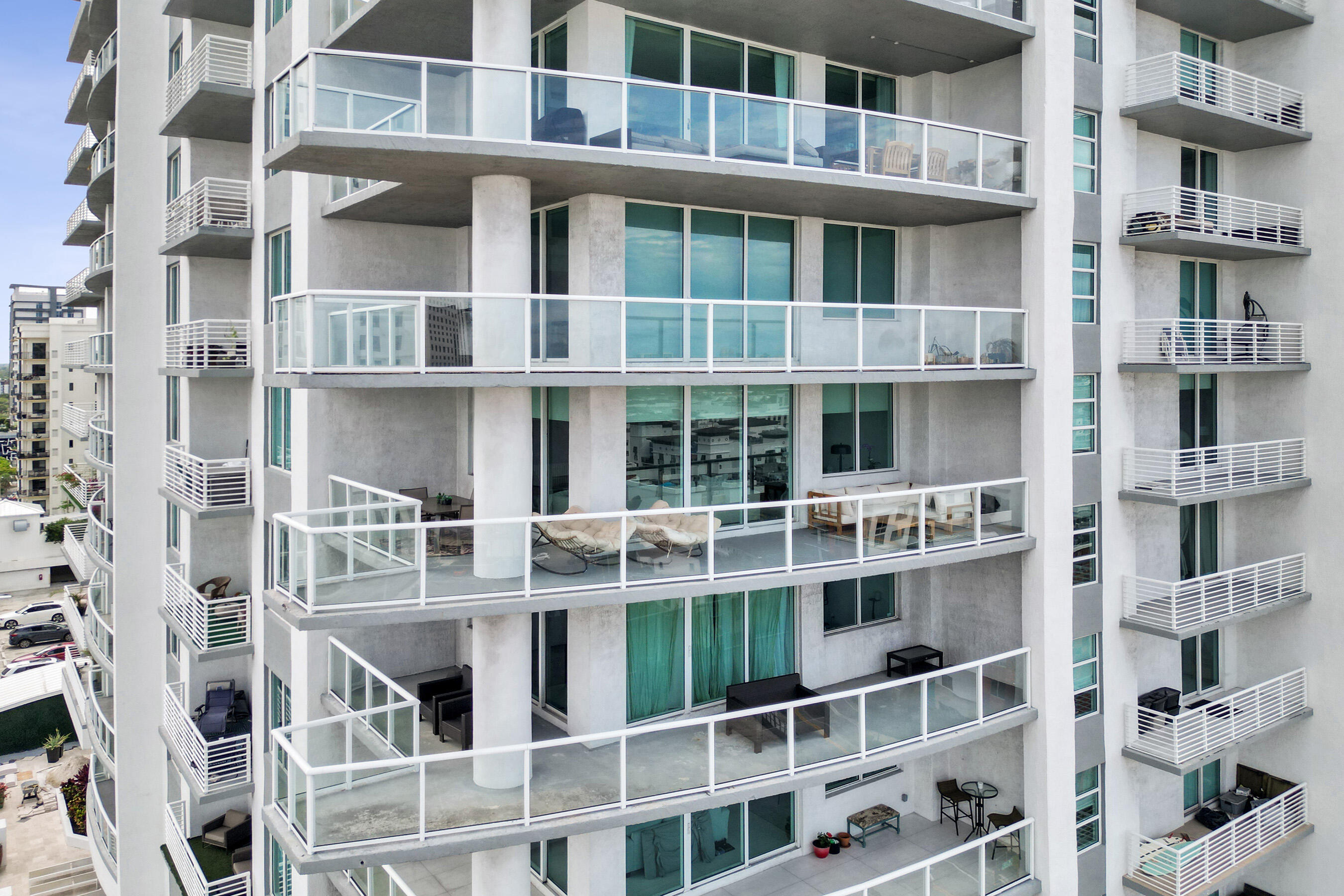 STRADA 315 CONDO - Residential