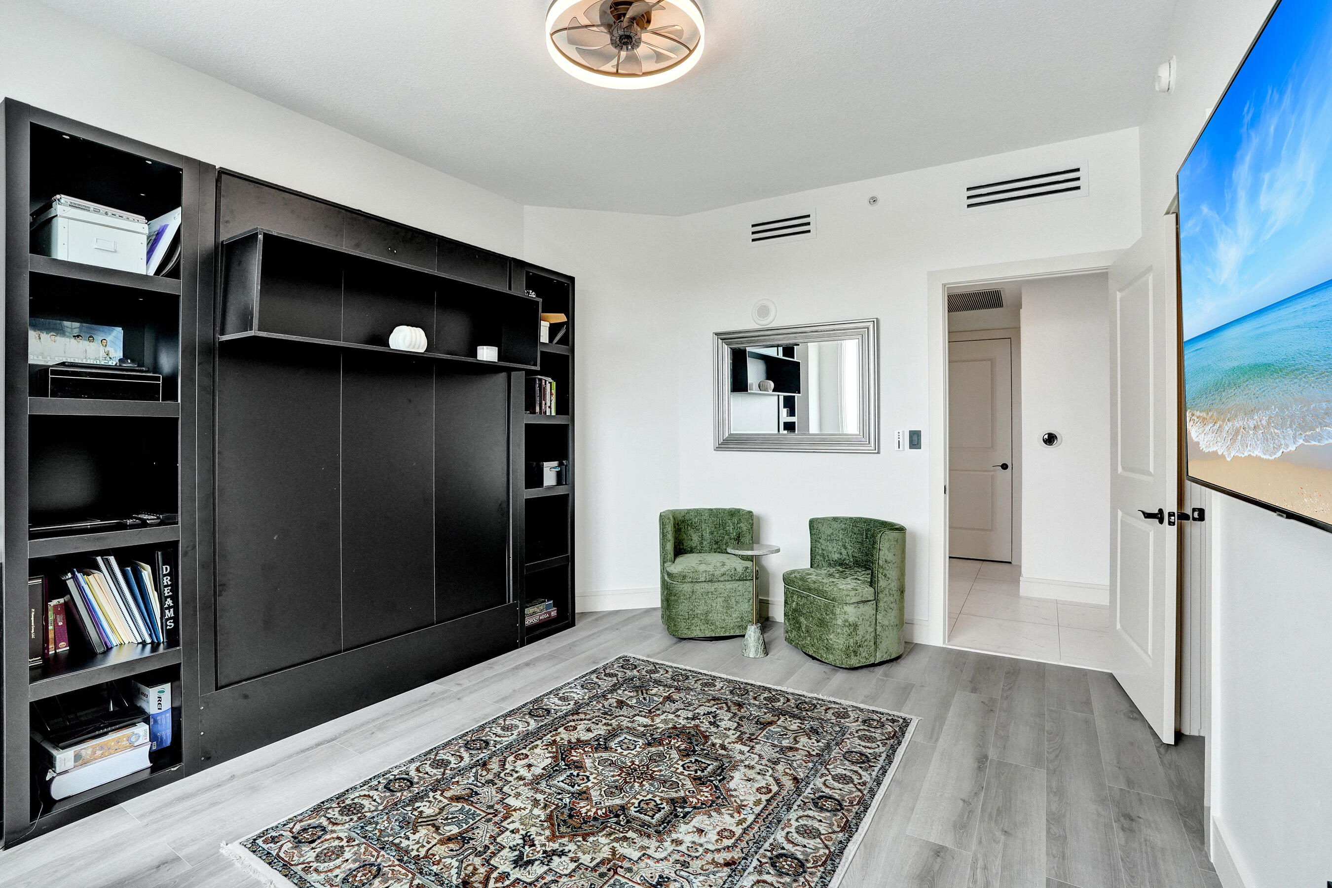 STRADA 315 CONDO - Residential