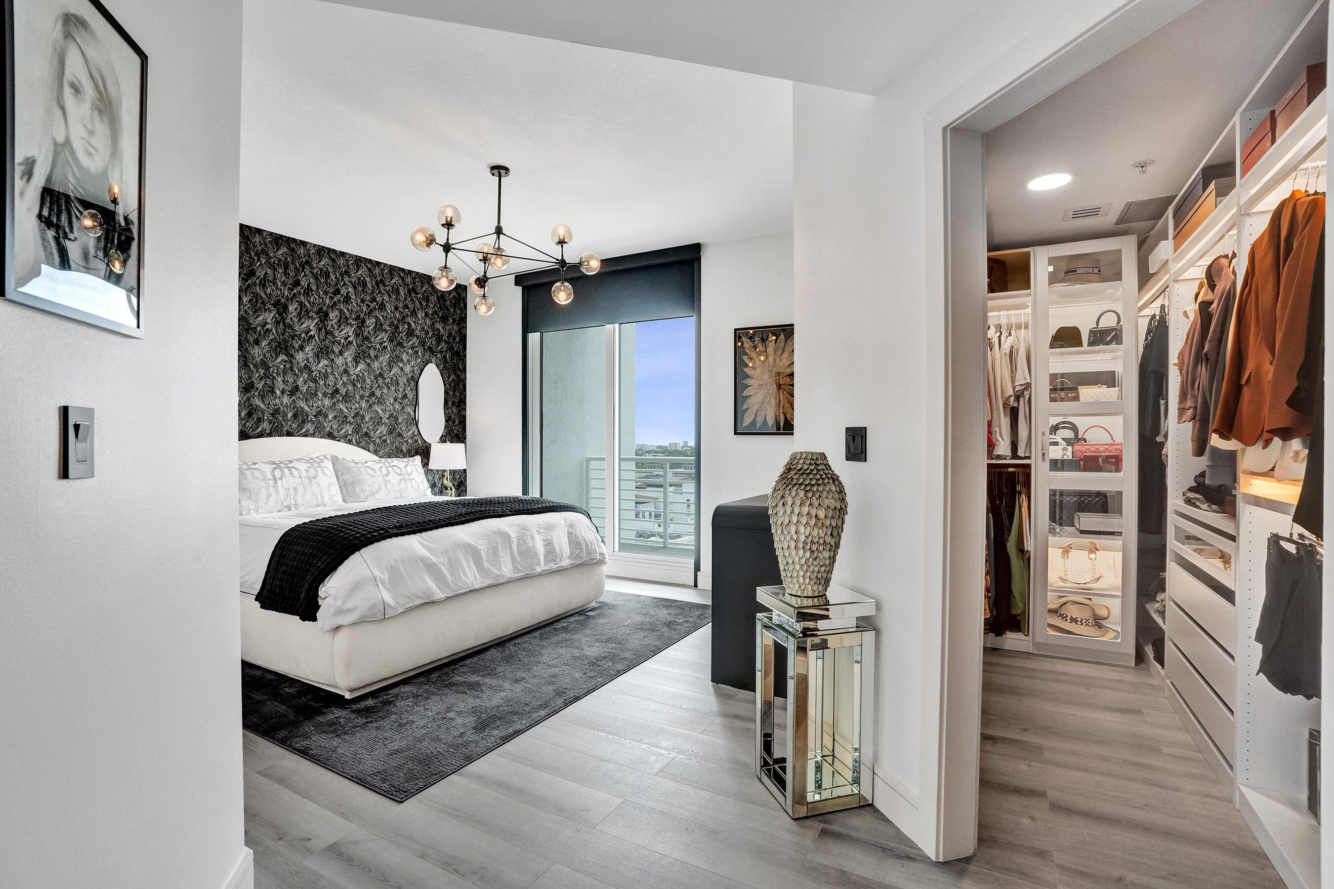STRADA 315 CONDO - Residential