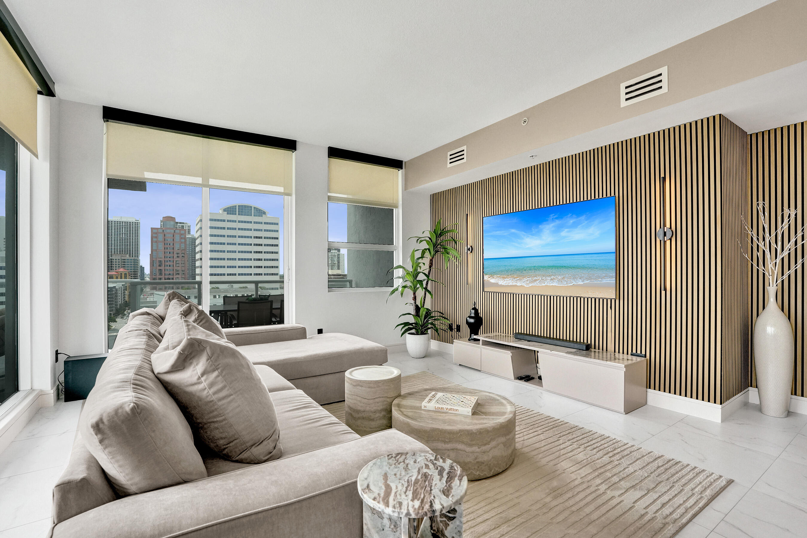 STRADA 315 CONDO - Residential