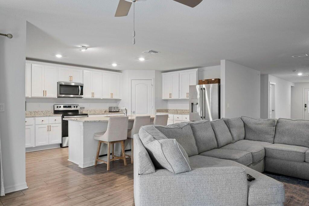 PORT ST LUCIE SECTION  22 - Residential Lease