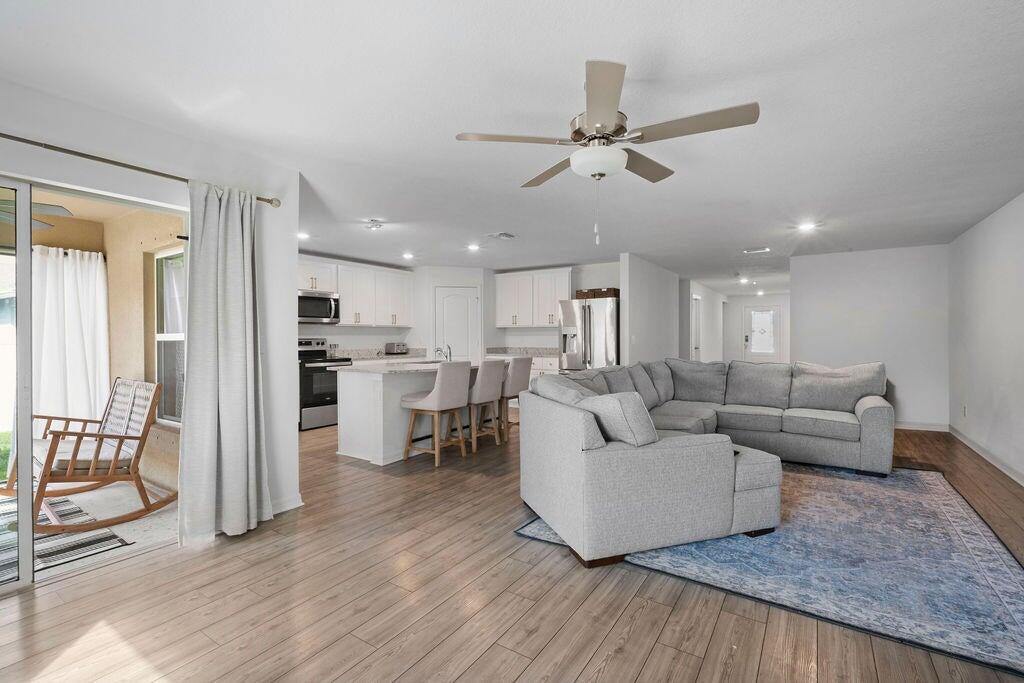 PORT ST LUCIE SECTION  22 - Residential Lease