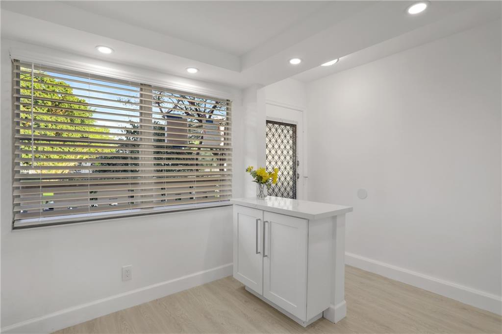 WYNMOOR VILLAGE - Residential