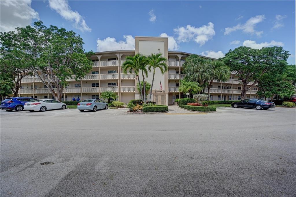 WYNMOOR VILLAGE - Residential
