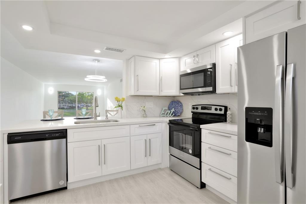WYNMOOR VILLAGE - Residential