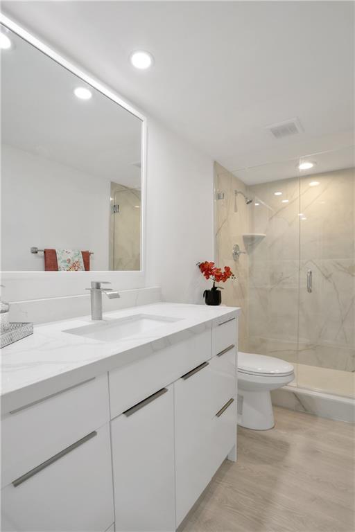 WYNMOOR VILLAGE - Residential