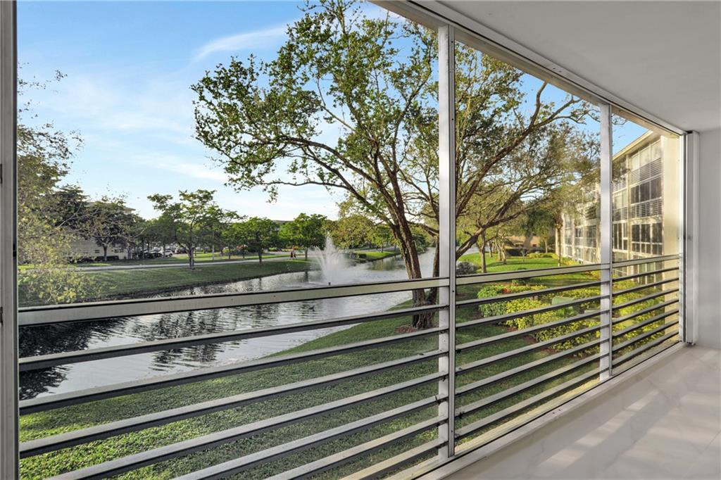 WYNMOOR VILLAGE - Residential