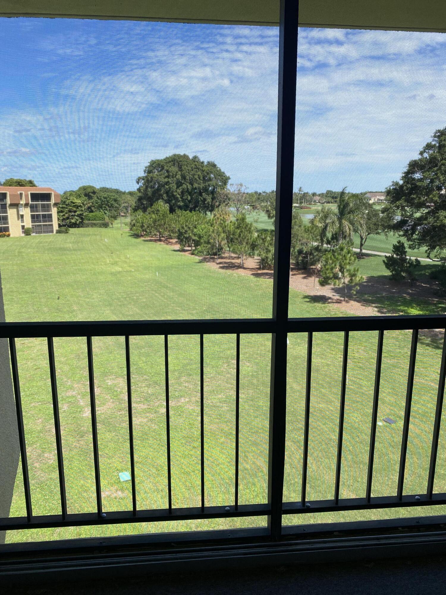 WOODLAND LAKES - Residential